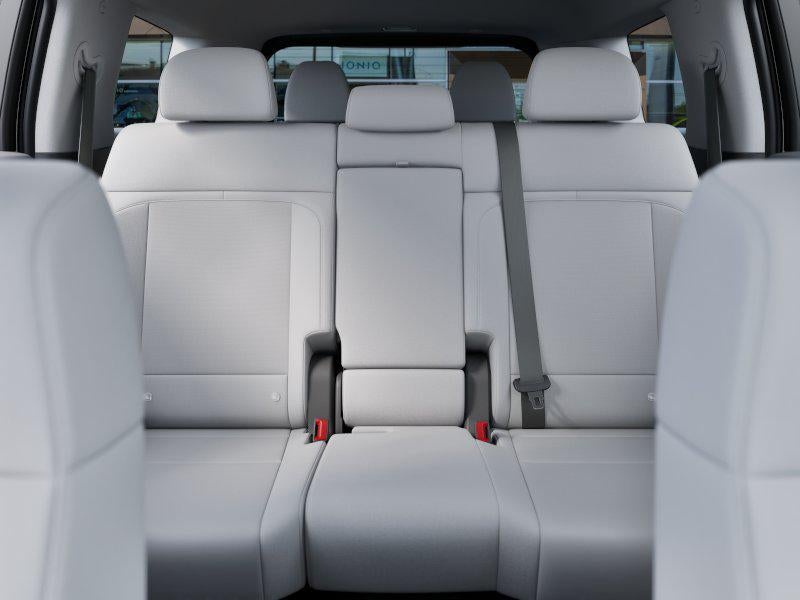 2027 Hyundai Santa Fe SE FWD