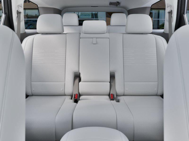 2027 Hyundai Palisade Hybrid Limited 8P
