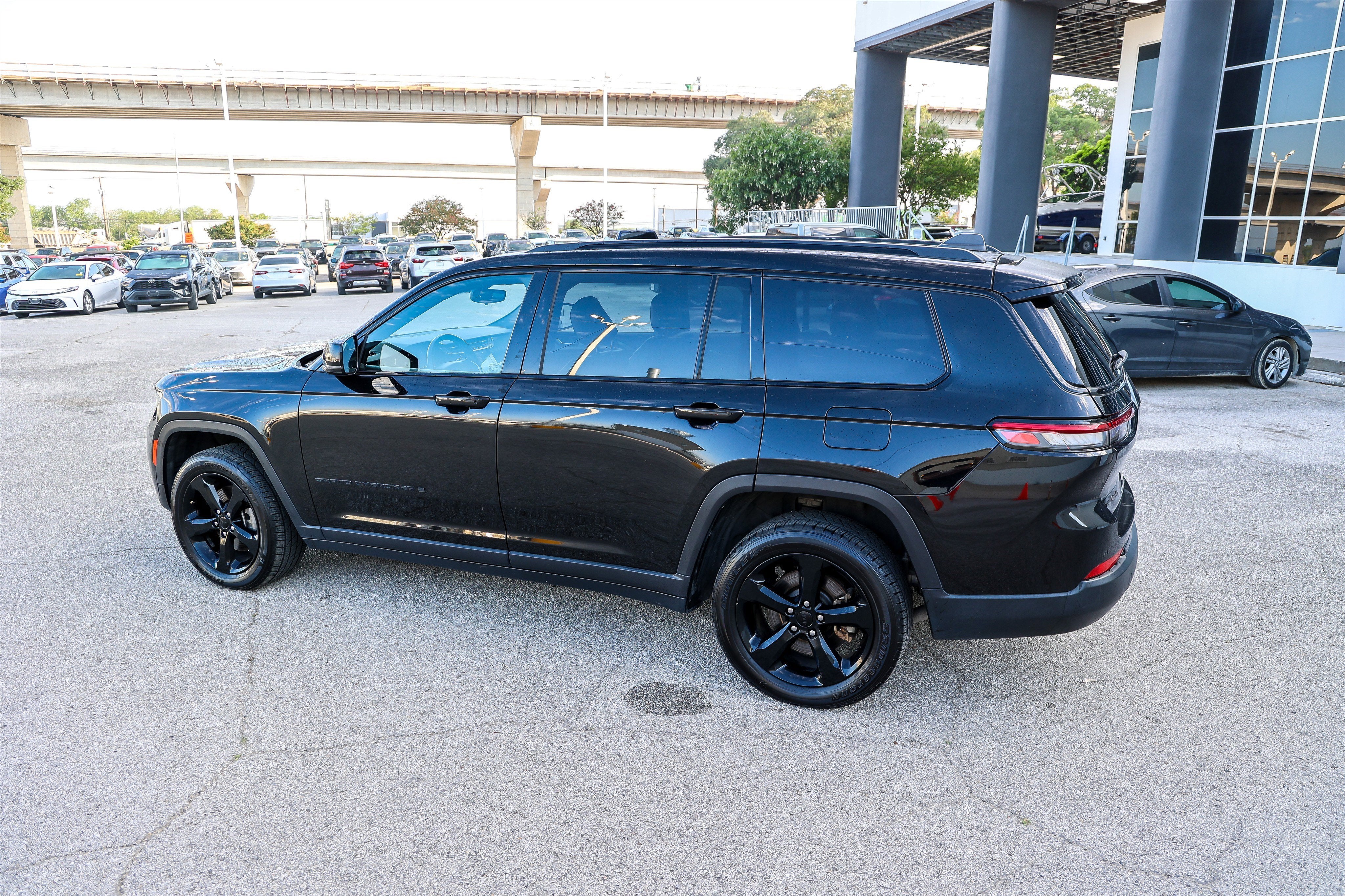 2022 Jeep Grand Cherokee L Altitude