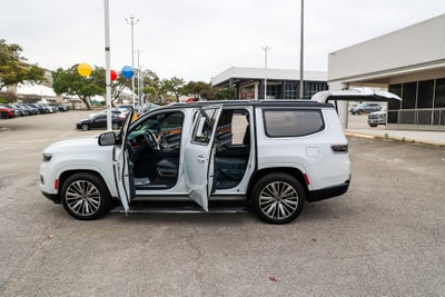 2024 Jeep Grand Wagoneer Series III