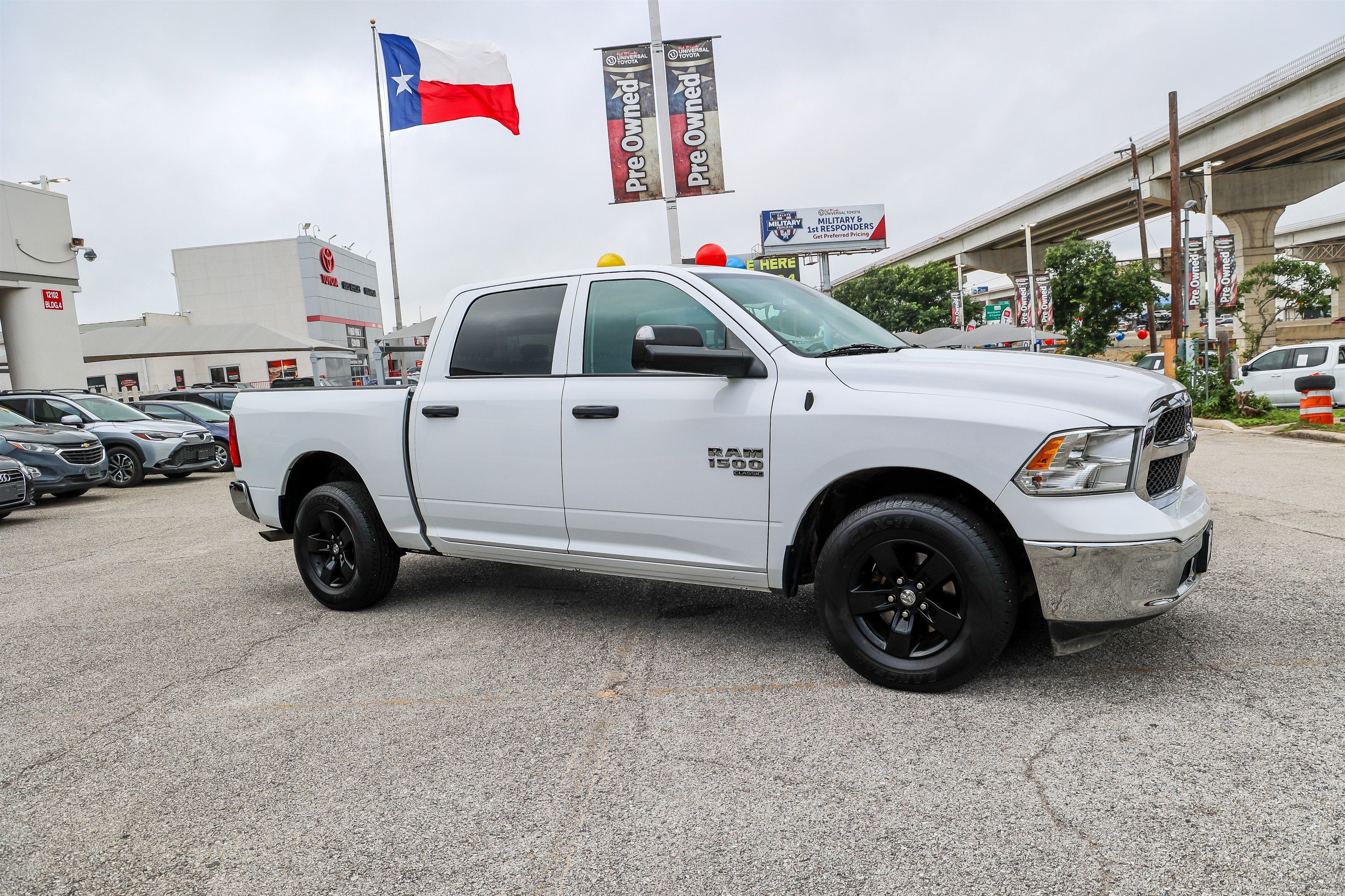 2023 RAM 1500 SLT