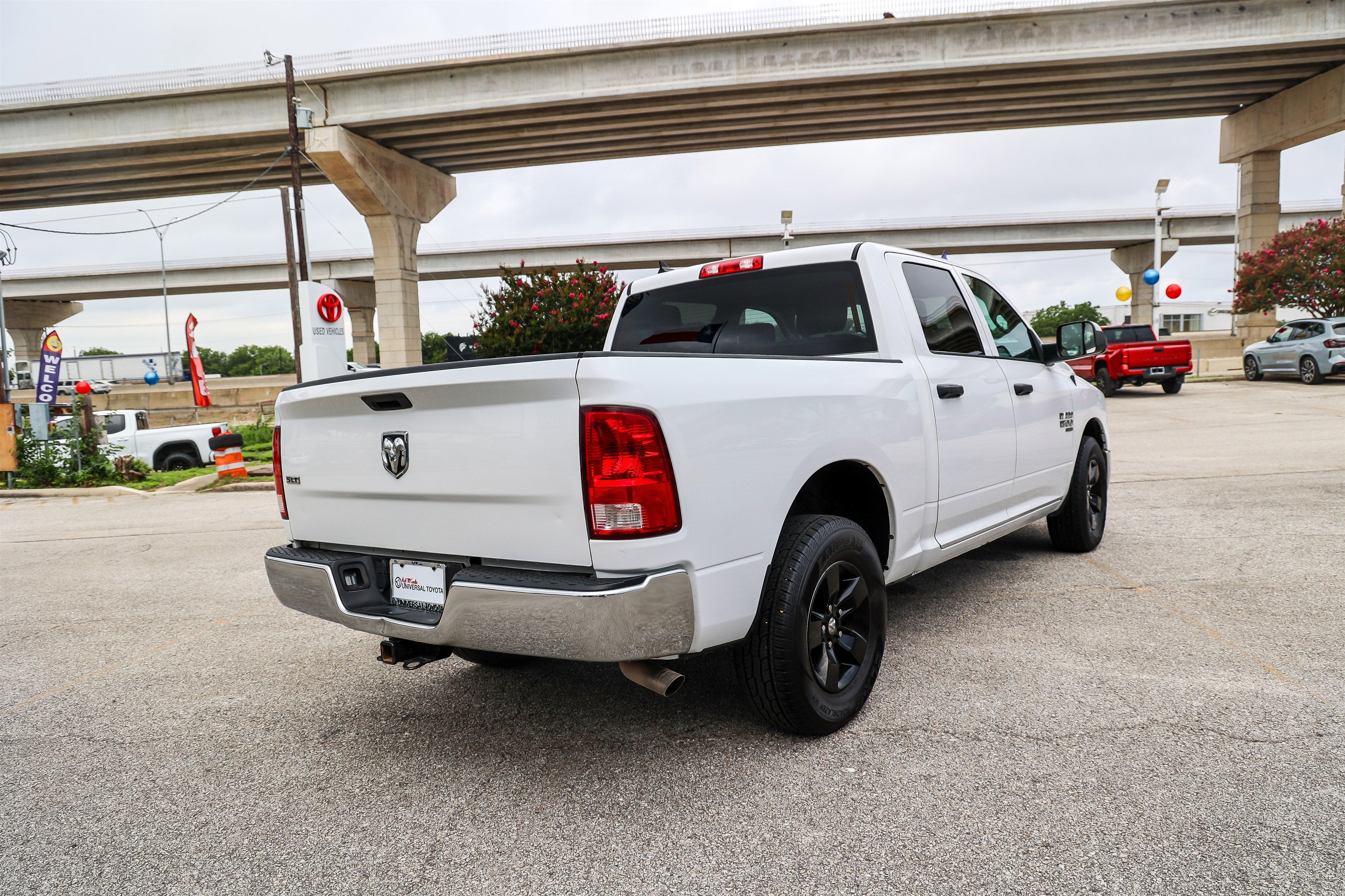 2023 RAM 1500 SLT