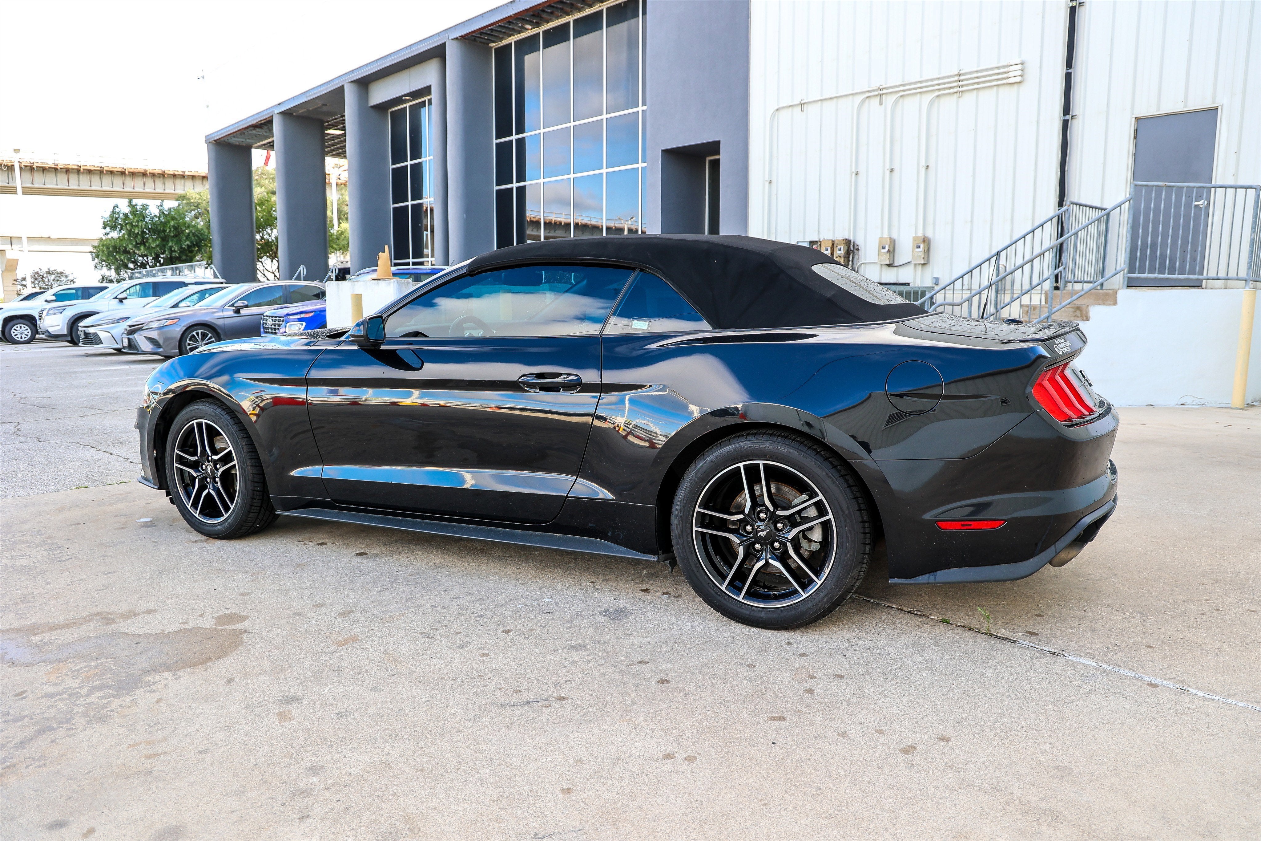 2022 Ford Mustang EcoBoost Premium