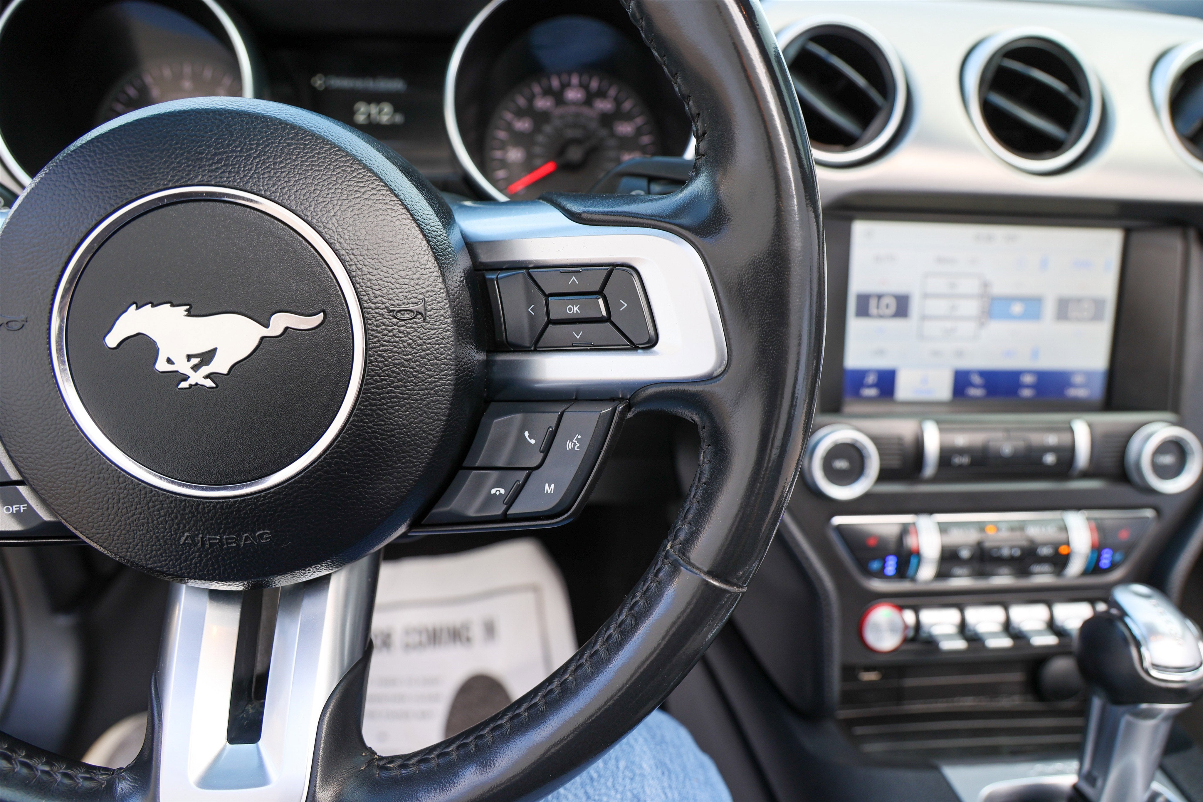 2022 Ford Mustang EcoBoost Premium