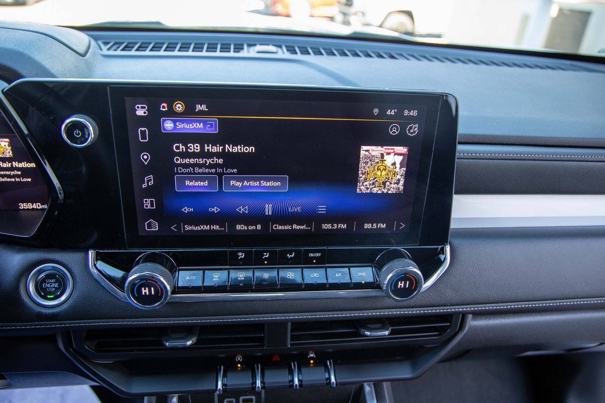 2024 Chevrolet Colorado 2WD LT