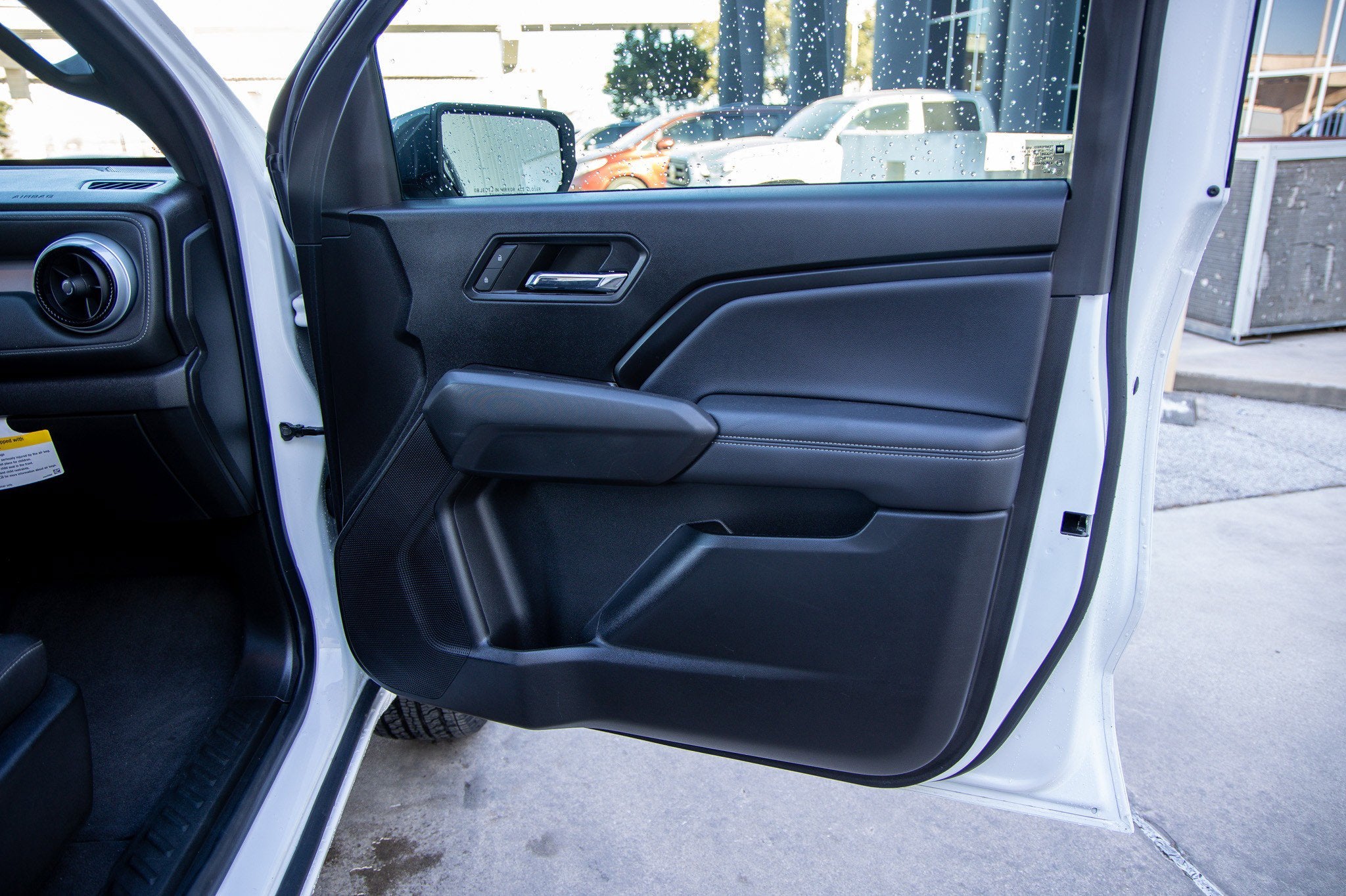 2024 Chevrolet Colorado 2WD LT