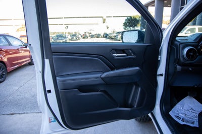 2024 Chevrolet Colorado 2WD LT