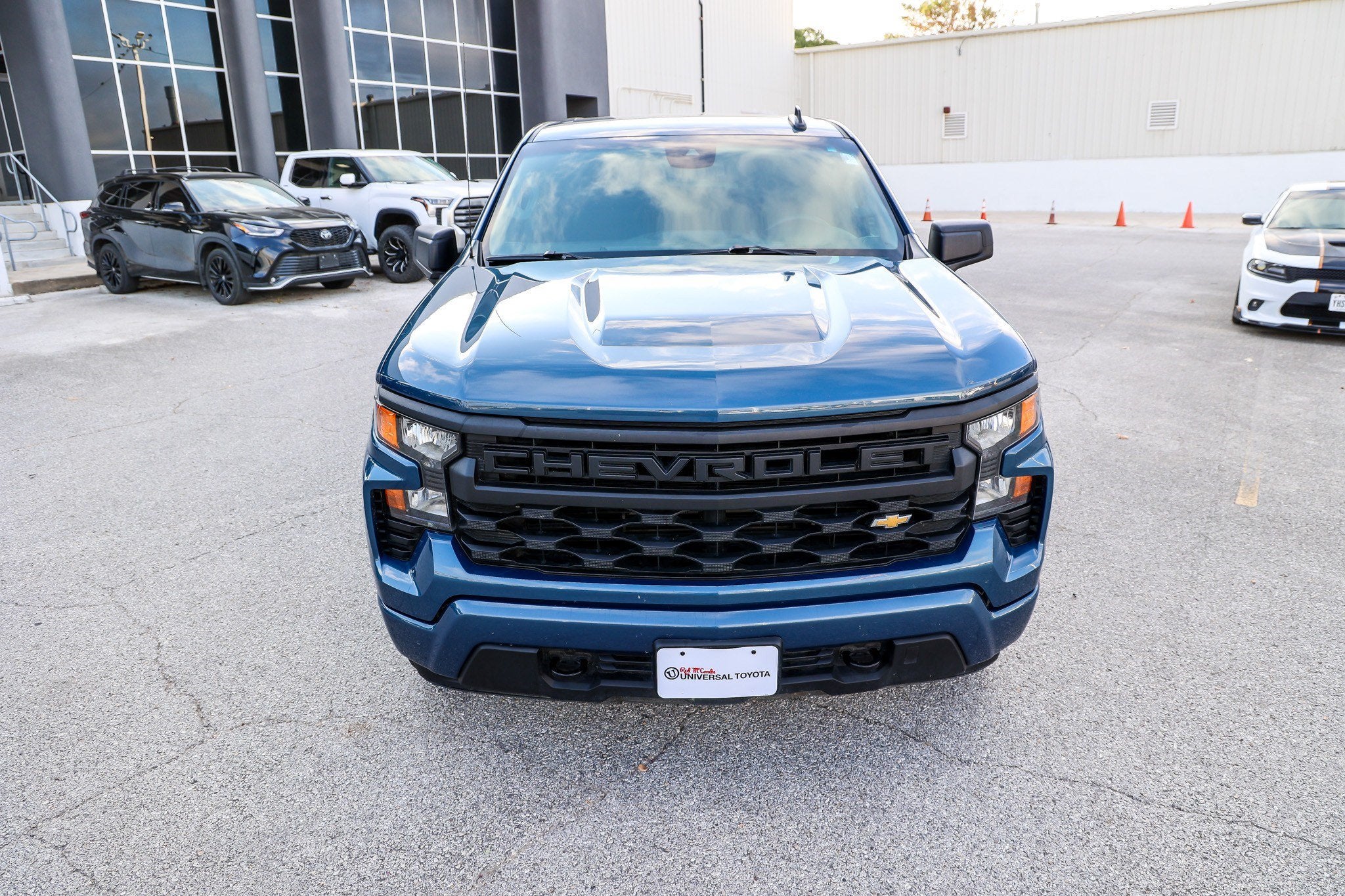 2024 Chevrolet Silverado Custom