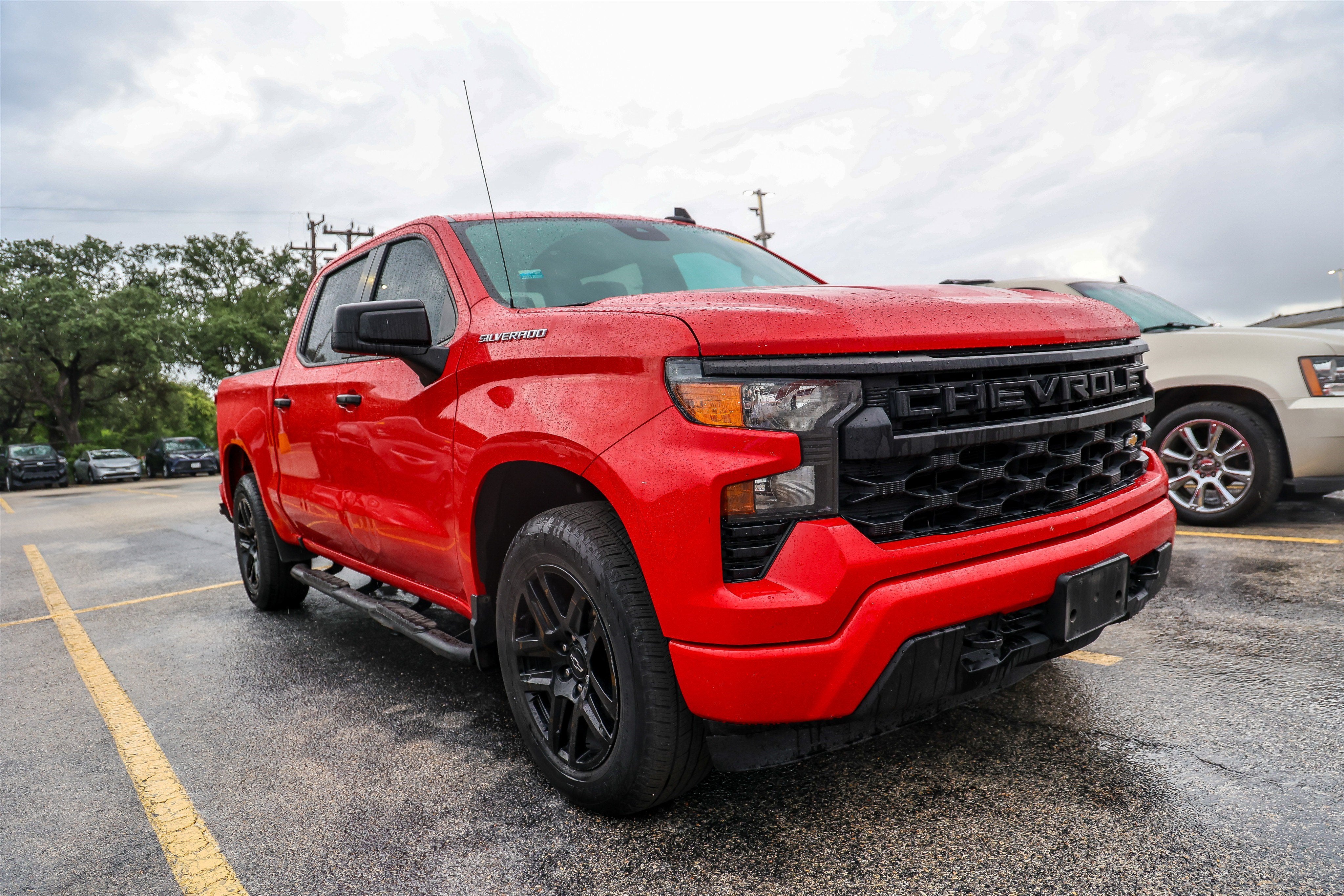 2022 Chevrolet Silverado Custom