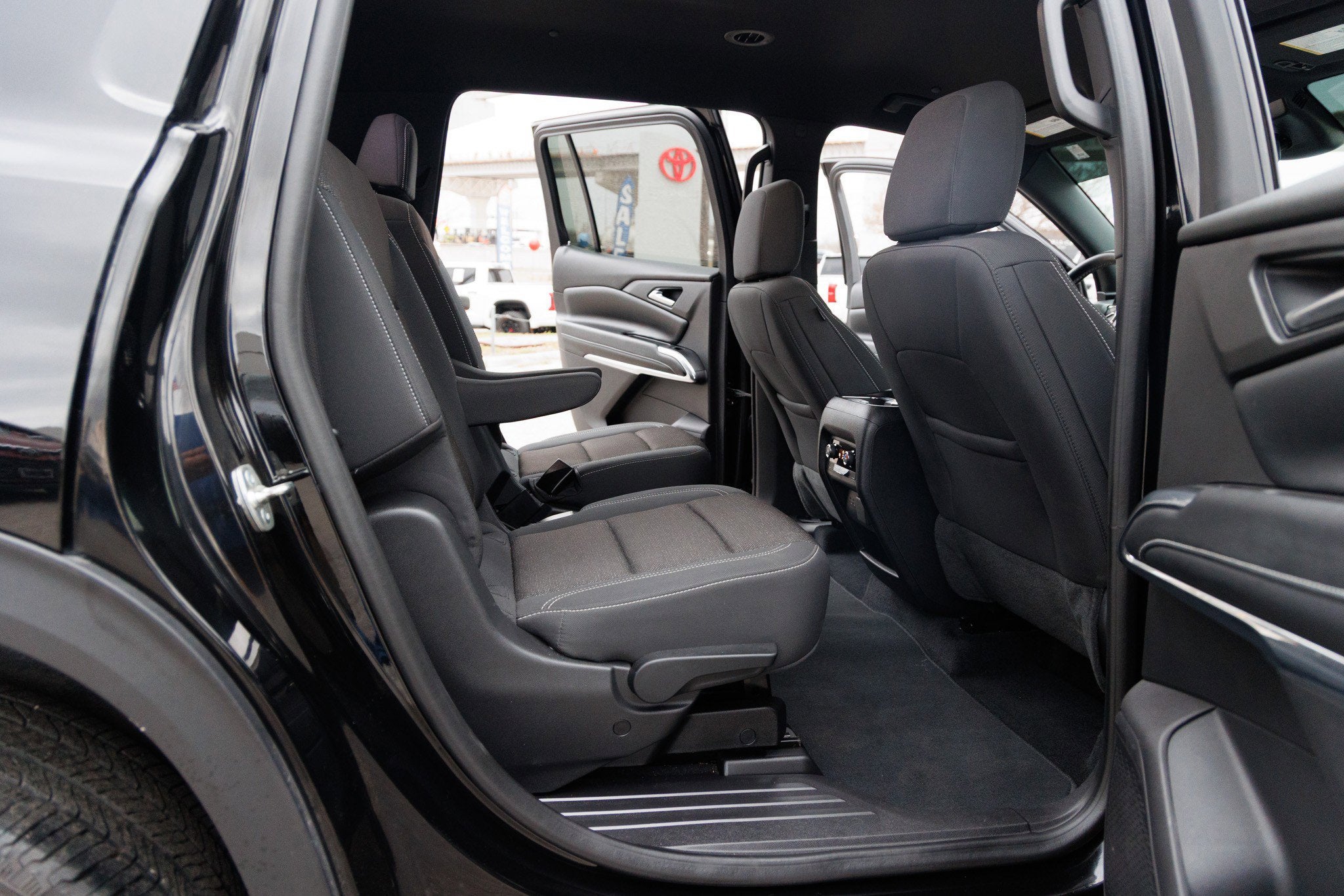 2025 Chevrolet Traverse FWD LT