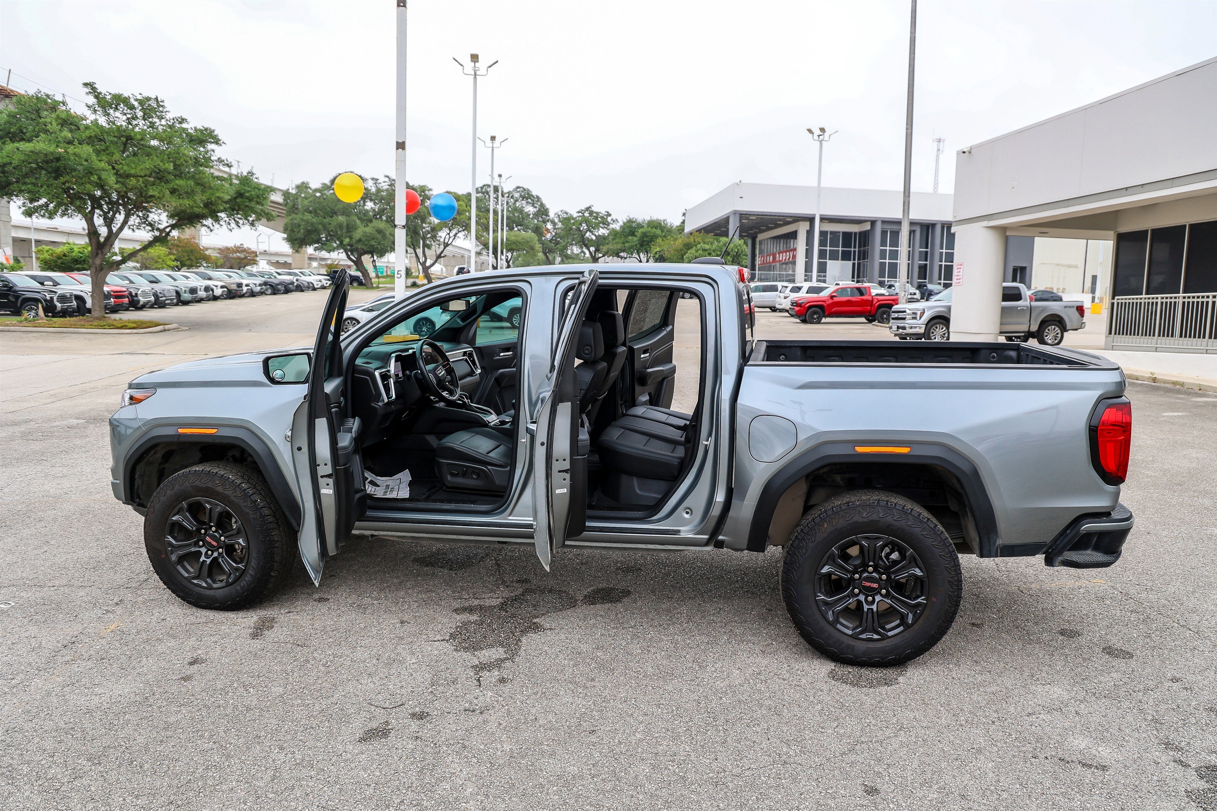 2025 GMC Canyon 2WD Elevation