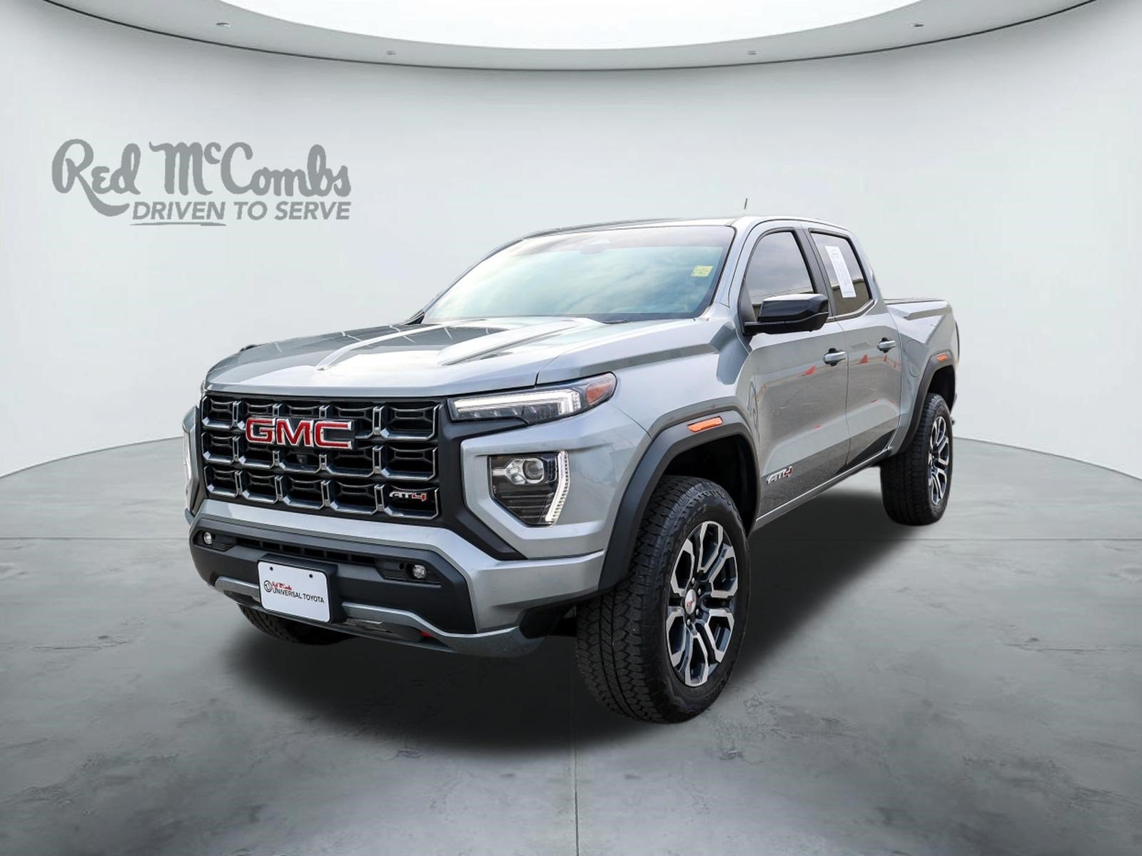 2023 GMC Canyon 4WD AT4