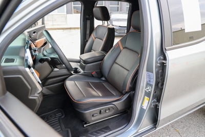 2023 GMC Canyon 4WD AT4