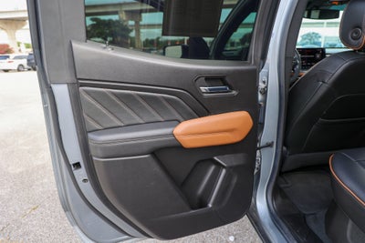 2023 GMC Canyon 4WD AT4