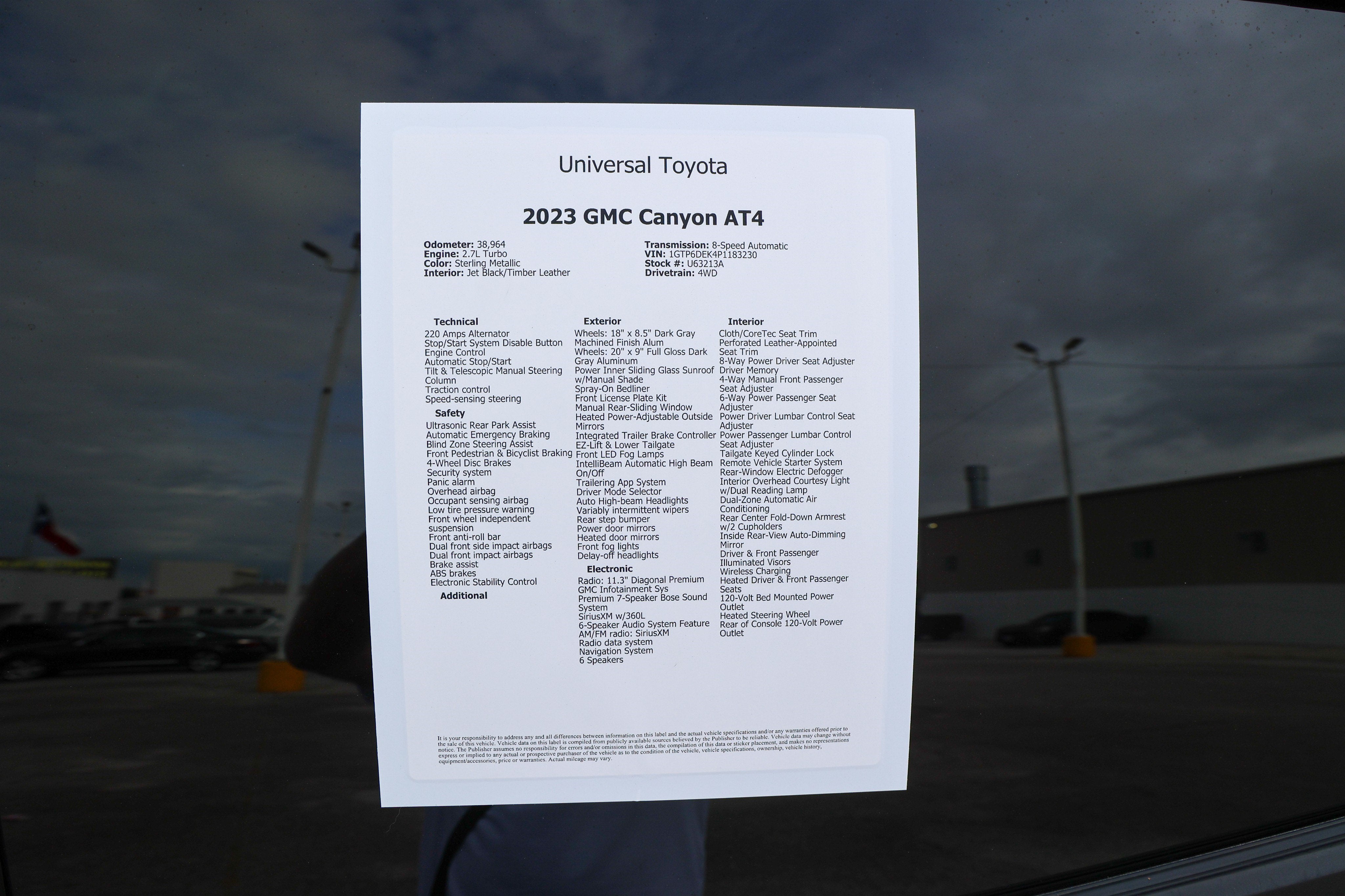2023 GMC Canyon 4WD AT4