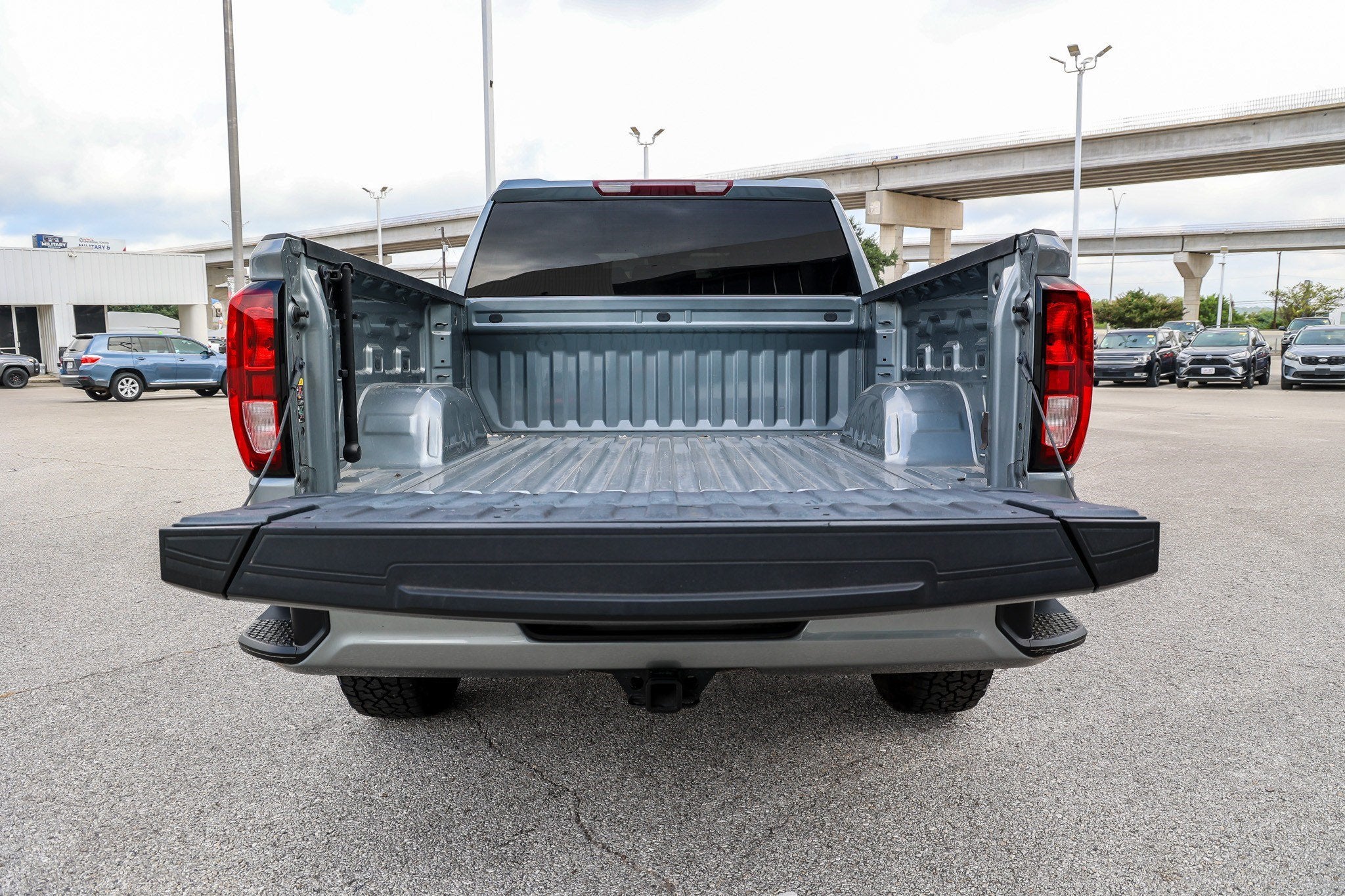 2024 GMC Sierra Pro