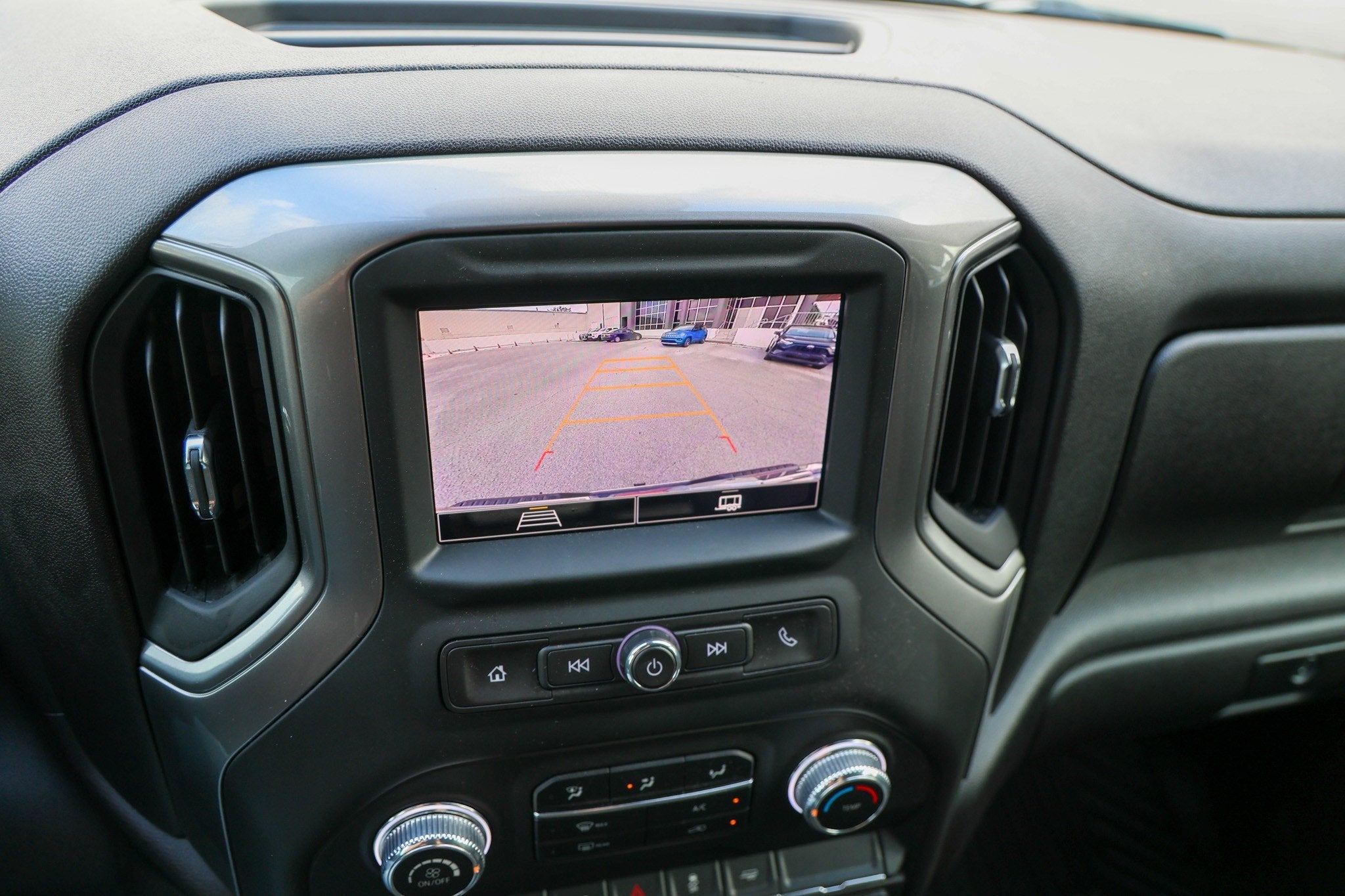 2024 GMC Sierra Pro