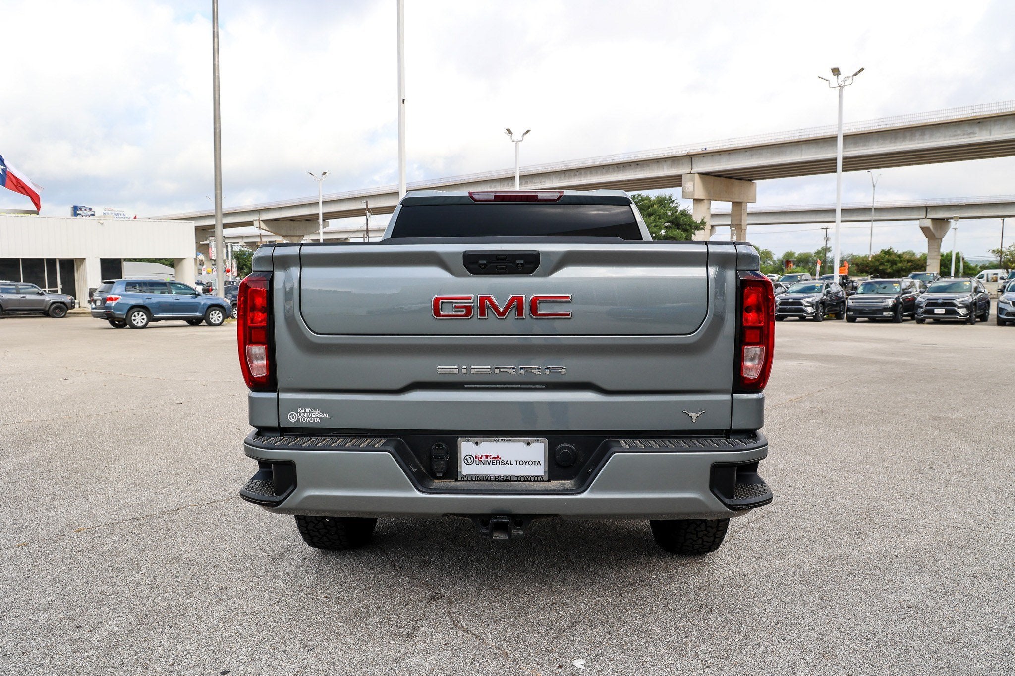 2024 GMC Sierra Pro