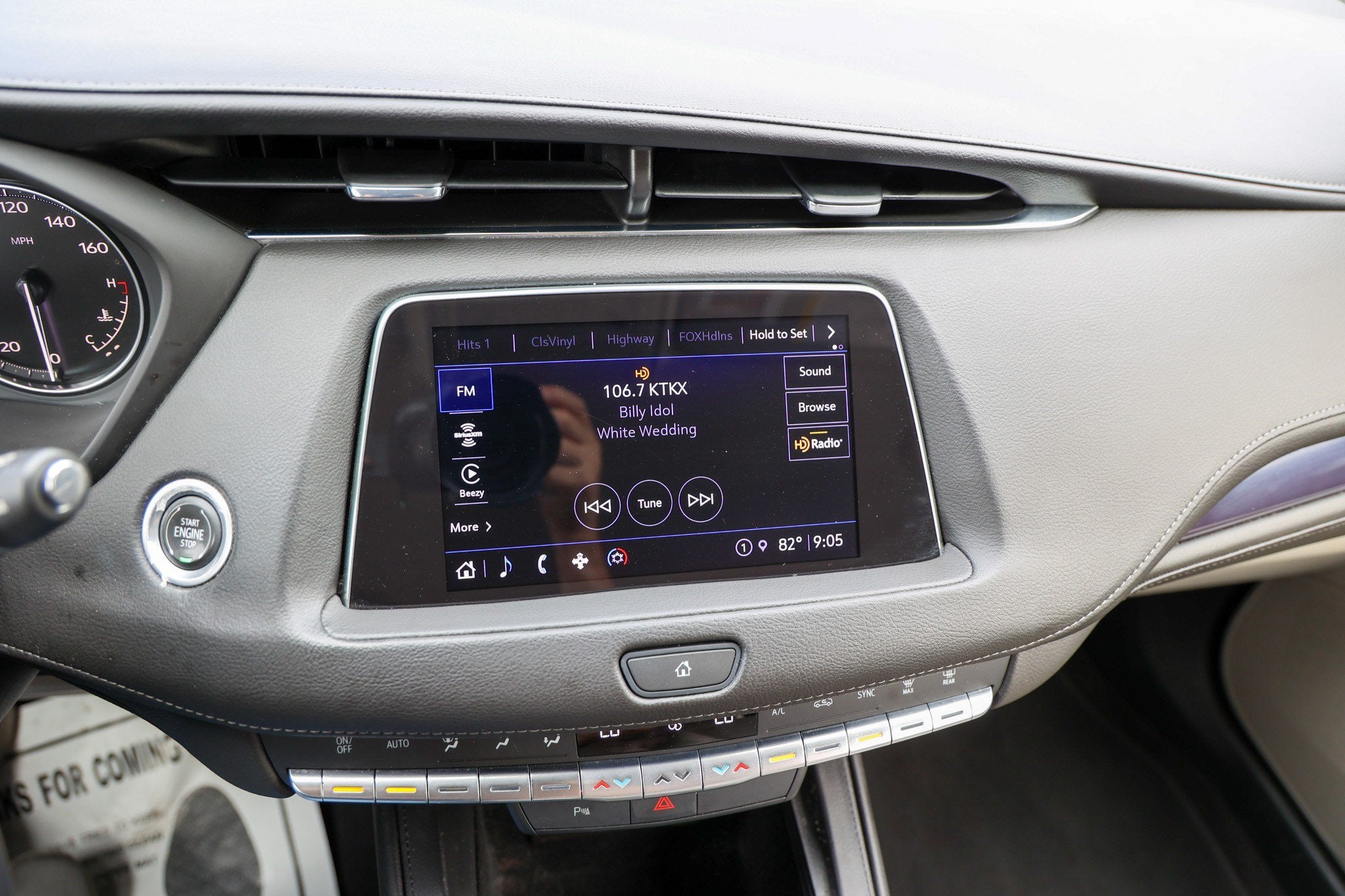 2023 Cadillac XT4 FWD Luxury