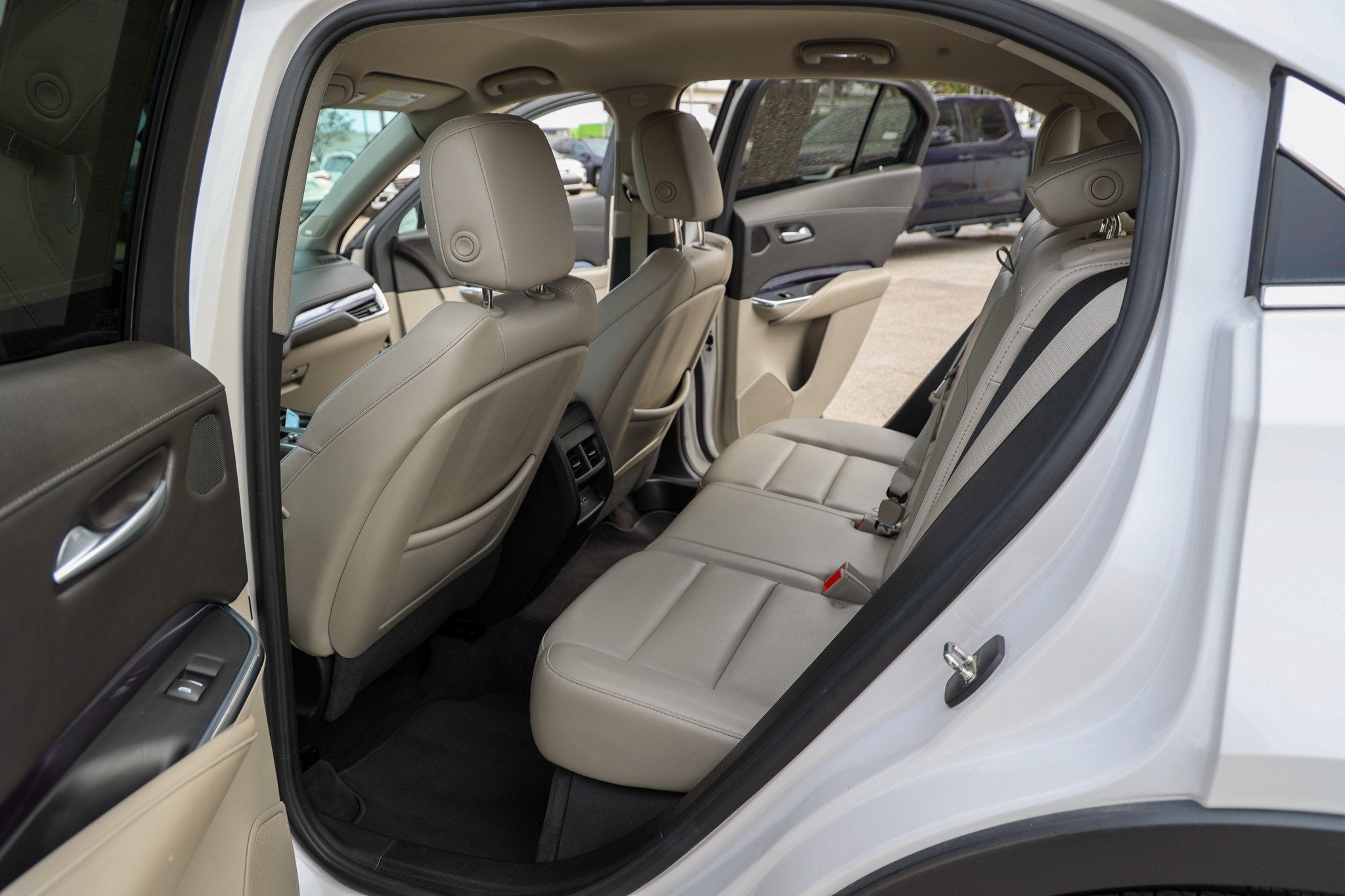 2023 Cadillac XT4 FWD Luxury
