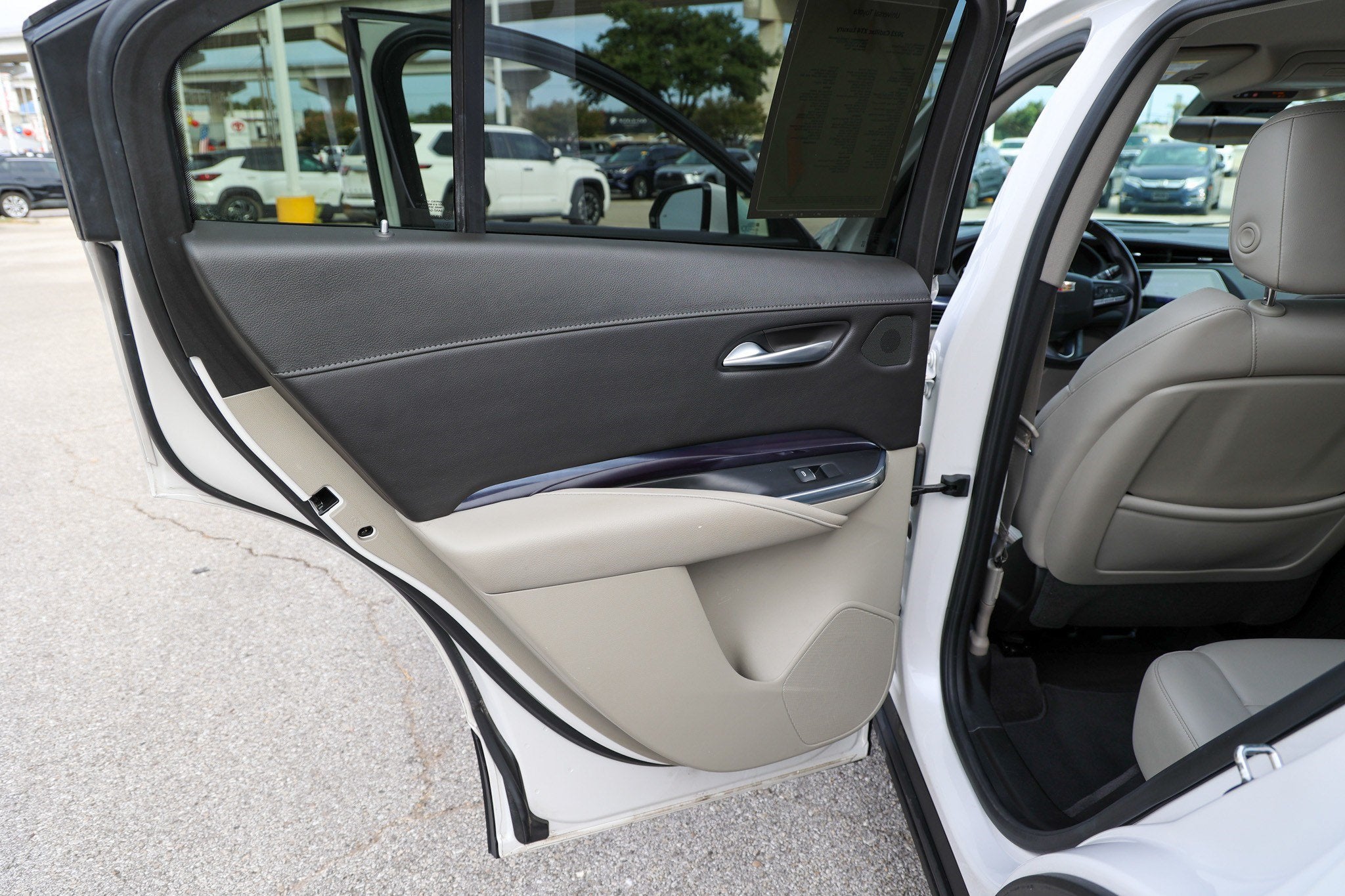 2023 Cadillac XT4 FWD Luxury