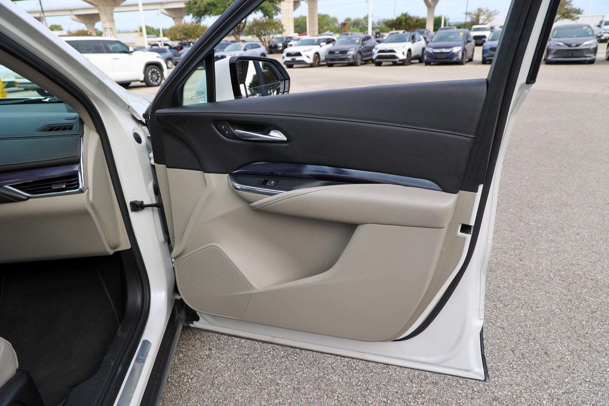 2023 Cadillac XT4 FWD Luxury
