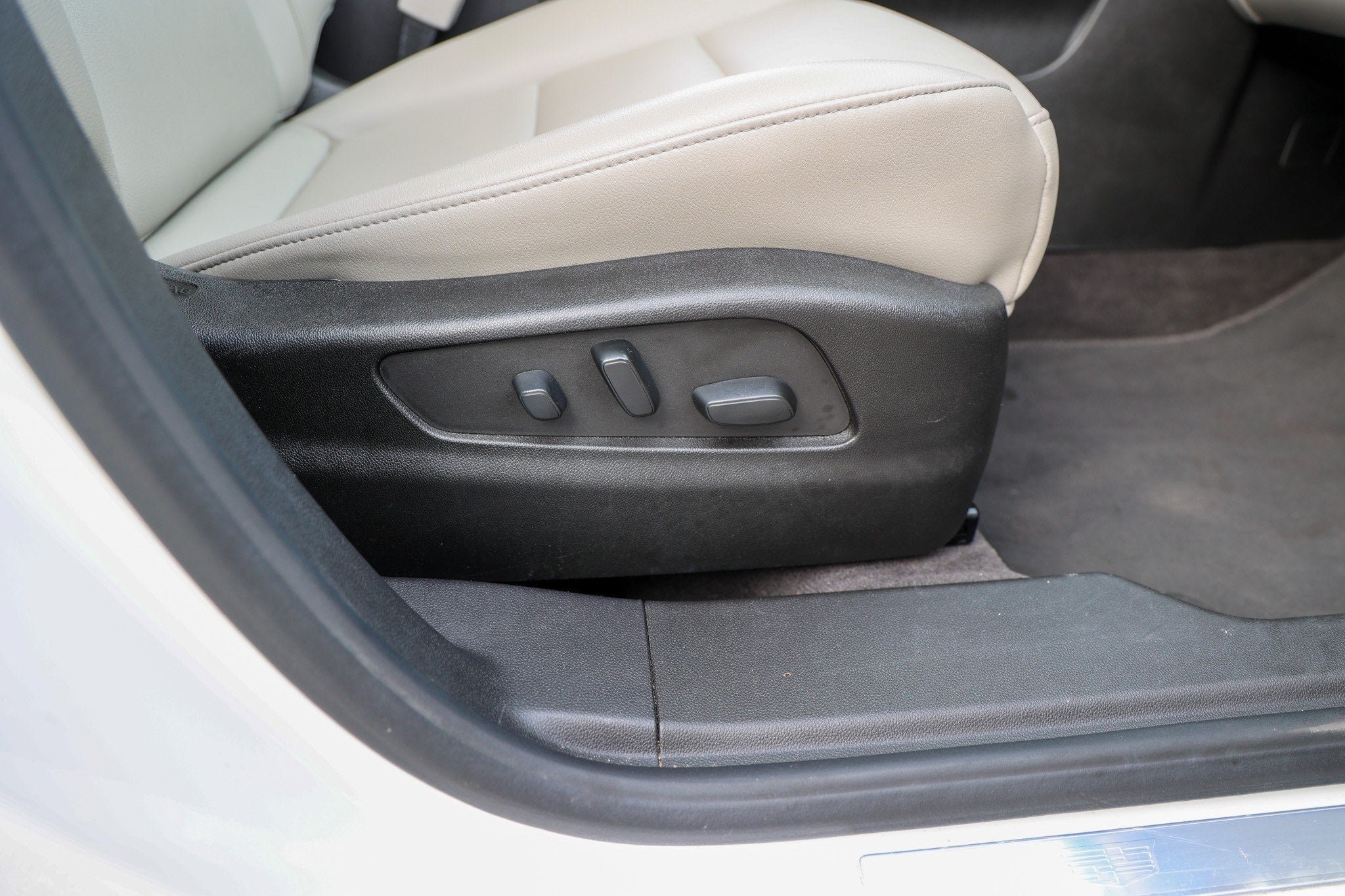 2023 Cadillac XT4 FWD Luxury