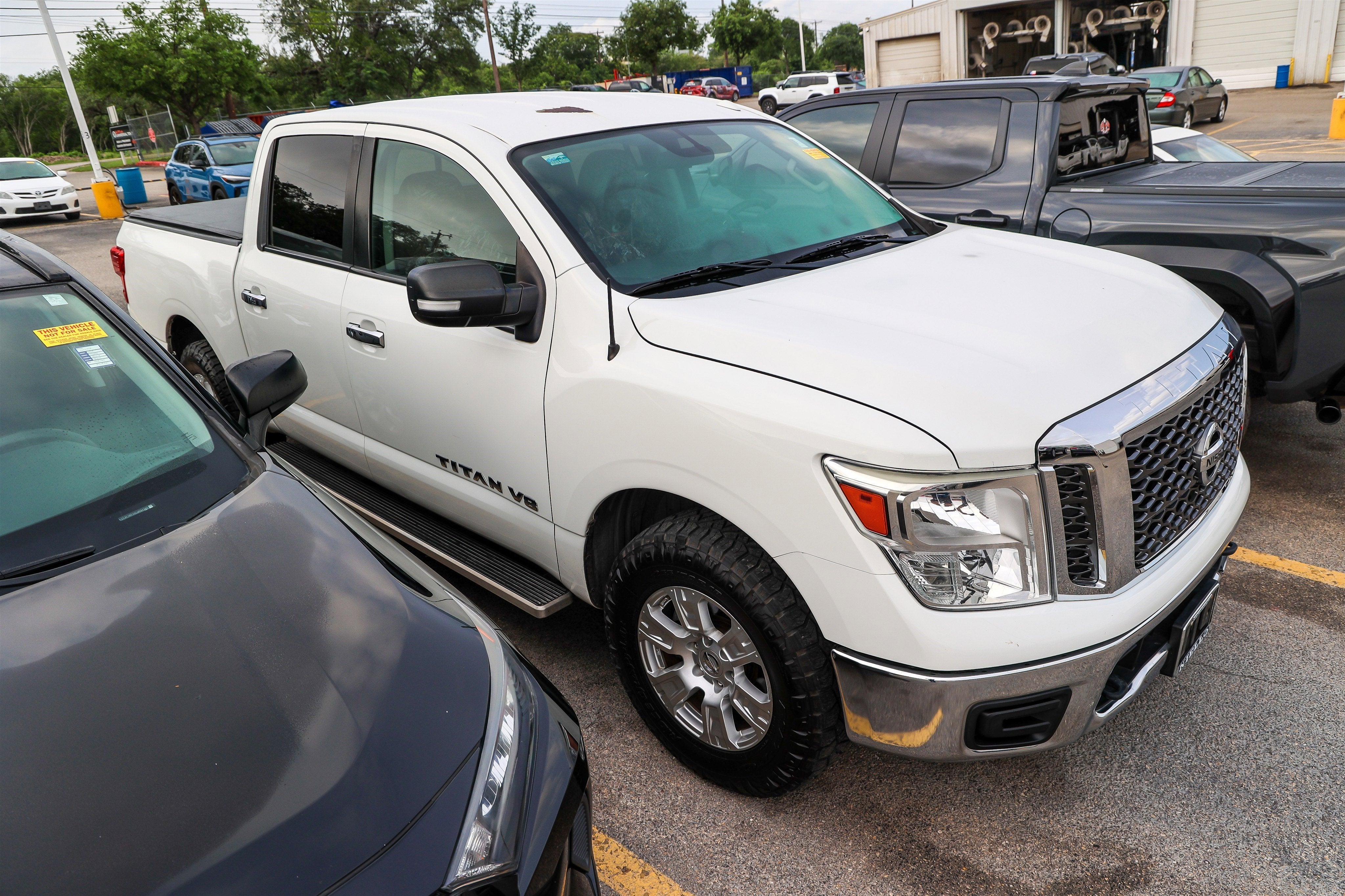 2018 Nissan Titan SV