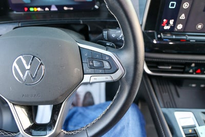 2025 Volkswagen Atlas Cross Sport 2.0T SE w/Technology