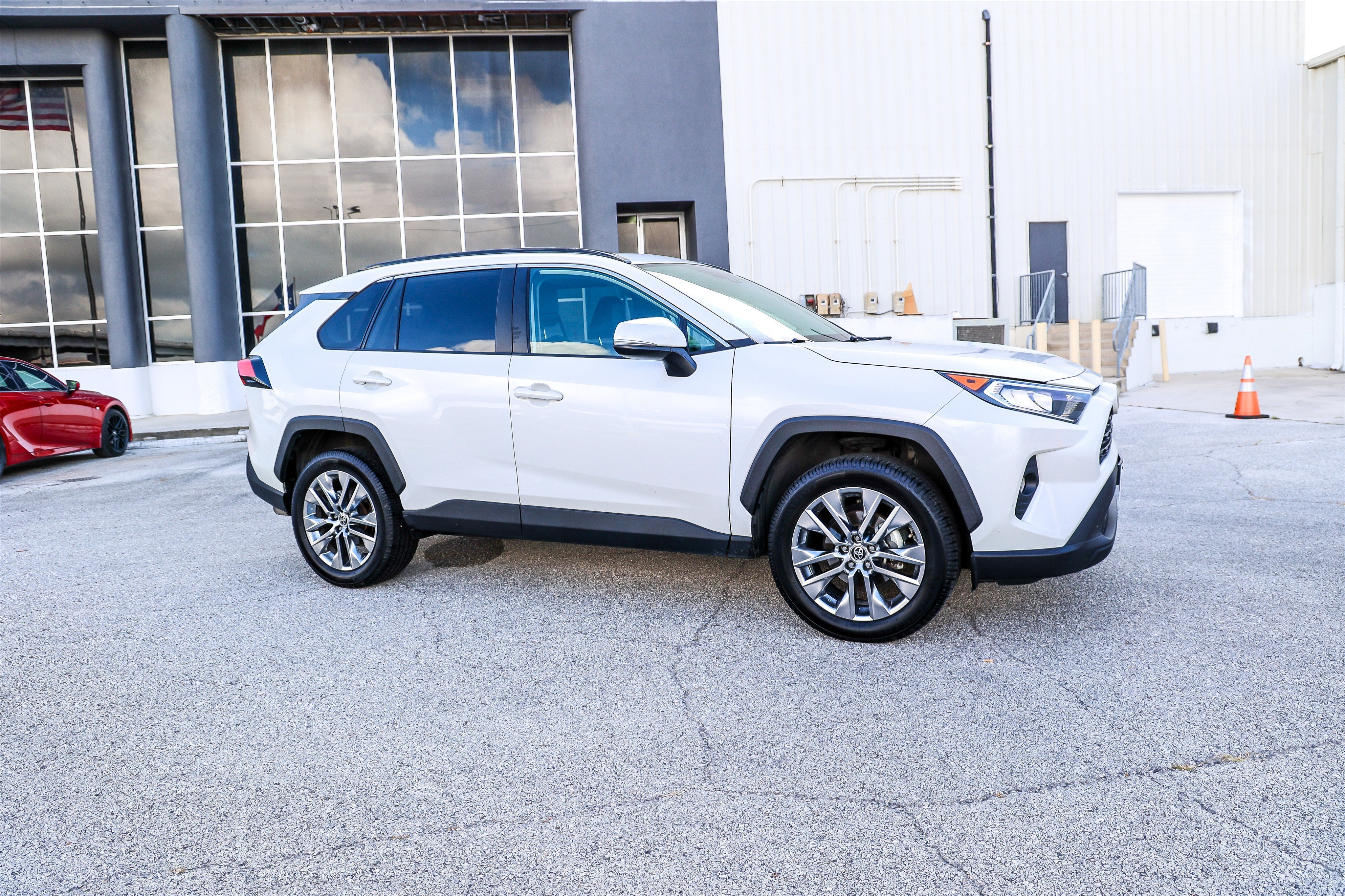 2021 Toyota RAV4 XLE Premium