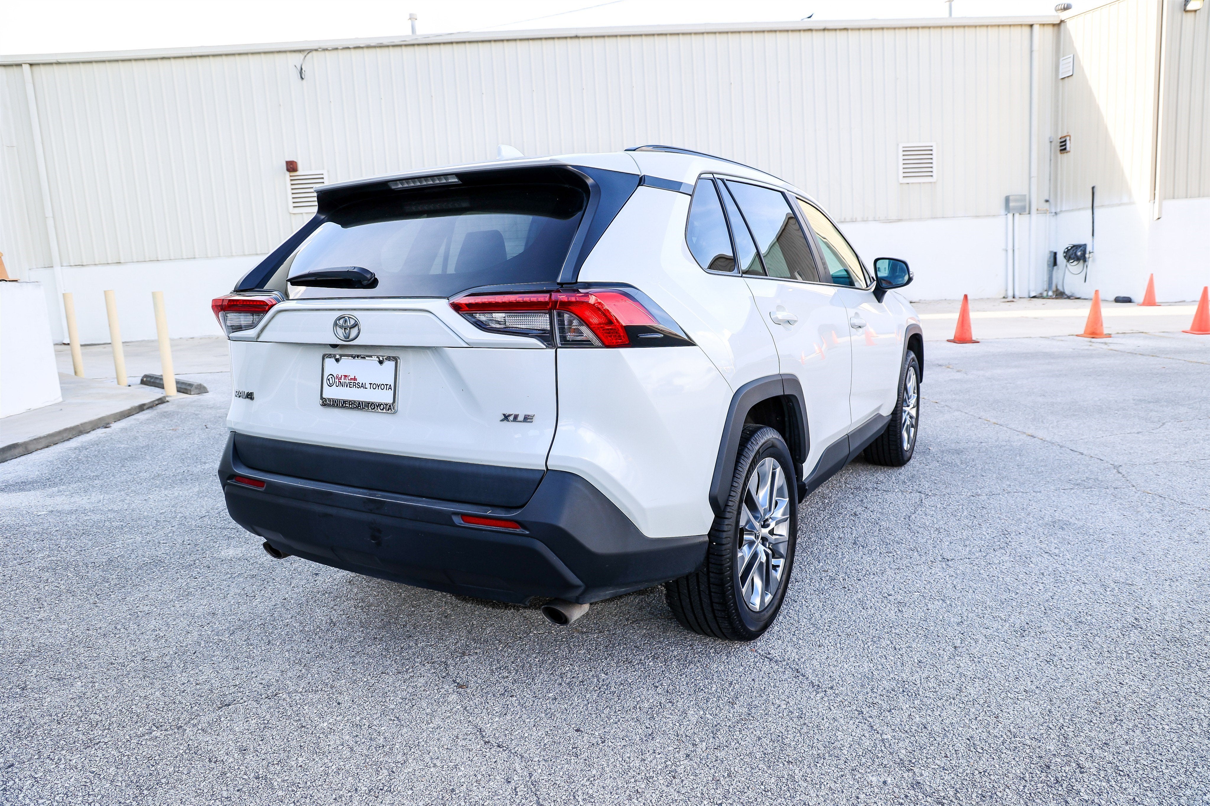 2021 Toyota RAV4 XLE Premium