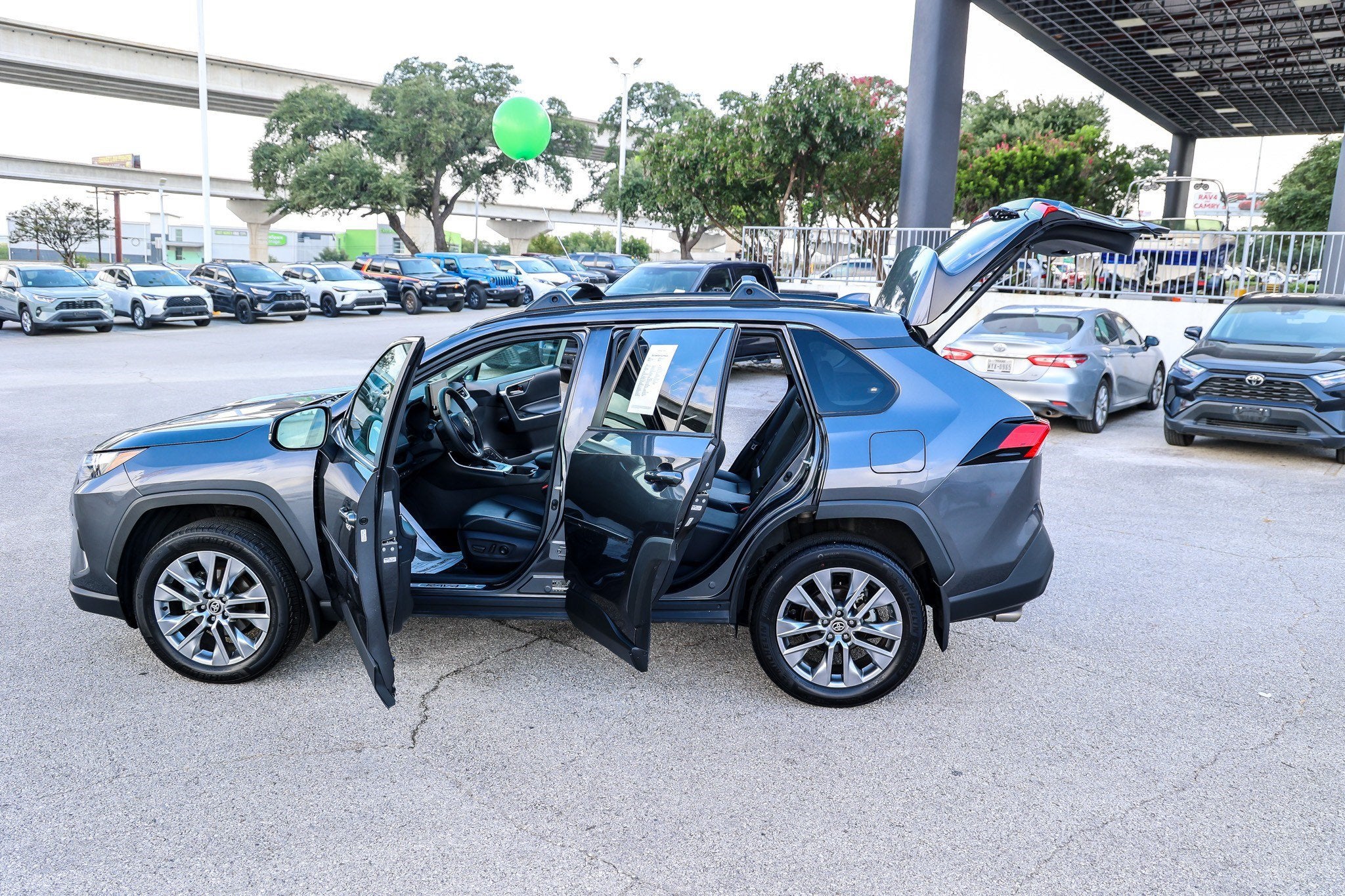 2024 Toyota RAV4 XLE Premium