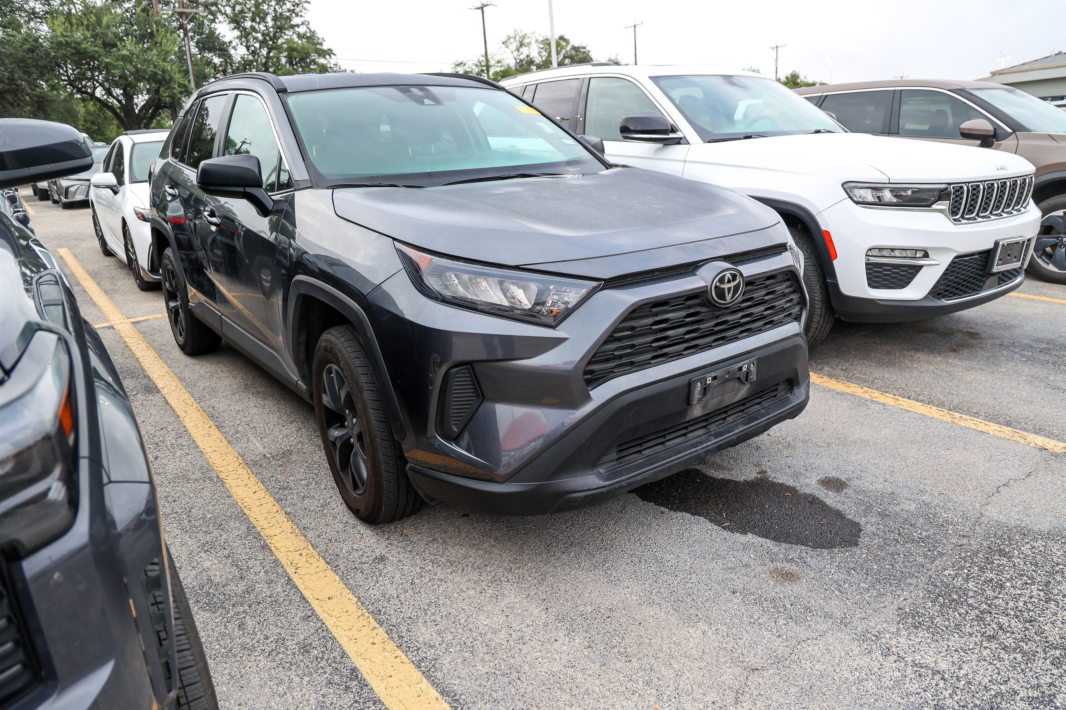 2021 Toyota RAV4 LE