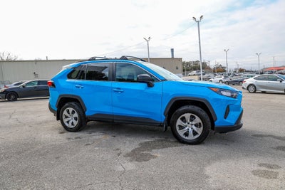 2020 Toyota RAV4 LE