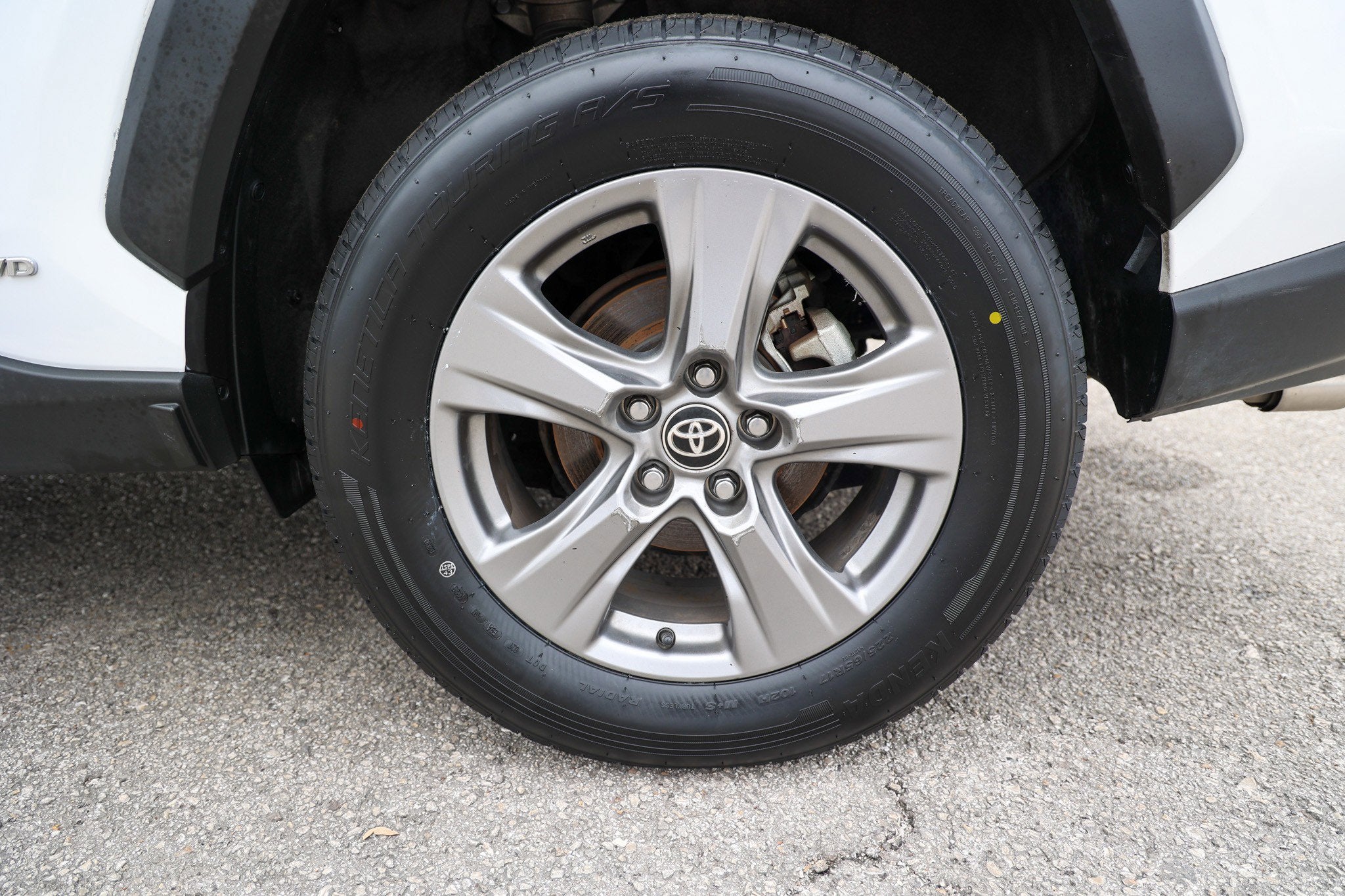 2024 Toyota RAV4 HYBRID Hybrid XLE