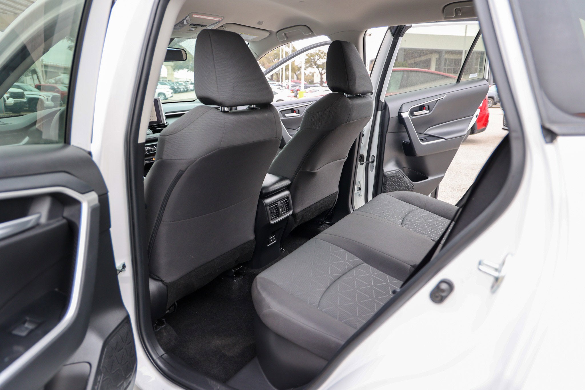 2024 Toyota RAV4 HYBRID Hybrid XLE