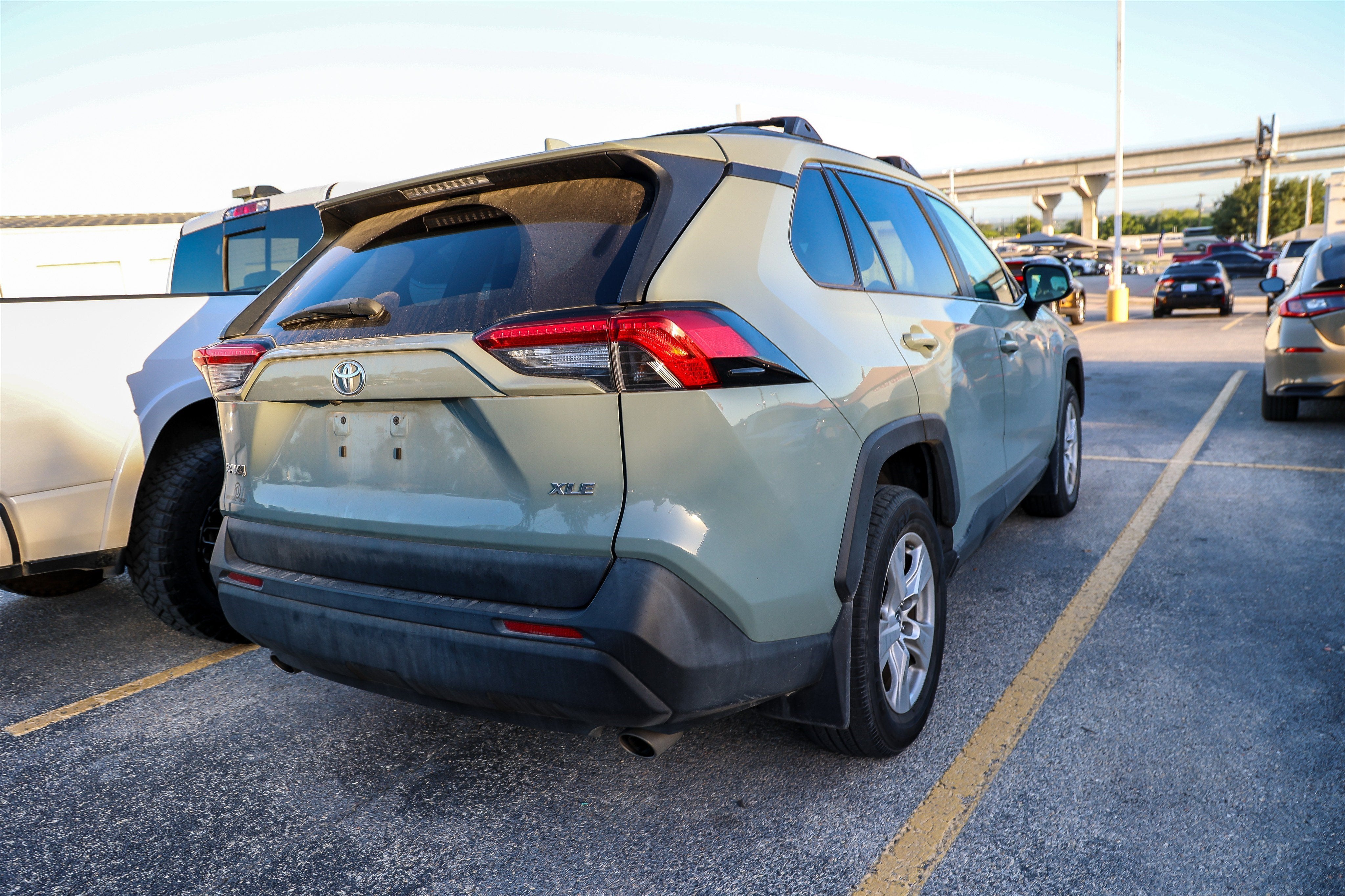 2020 Toyota RAV4 XLE