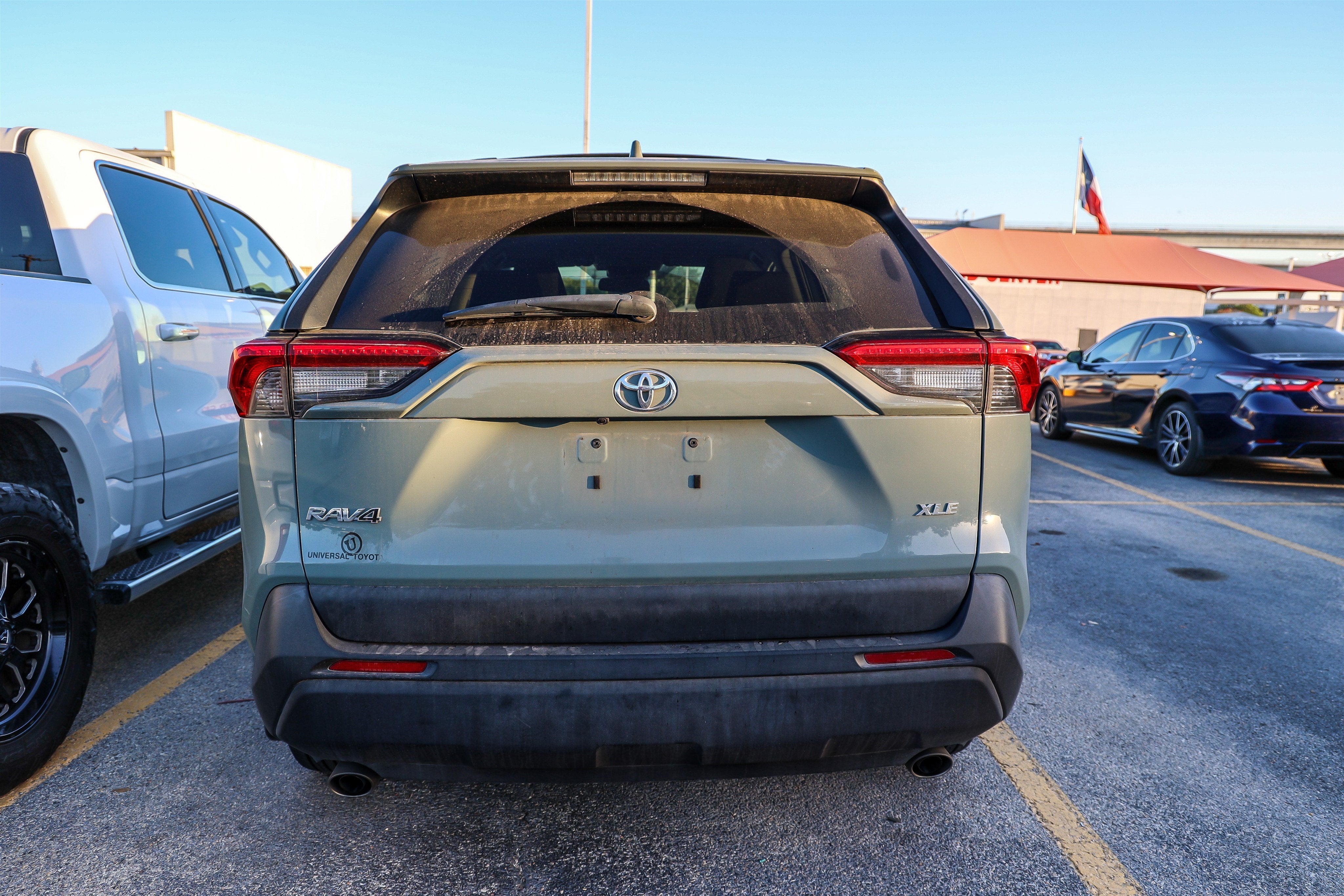 2020 Toyota RAV4 XLE