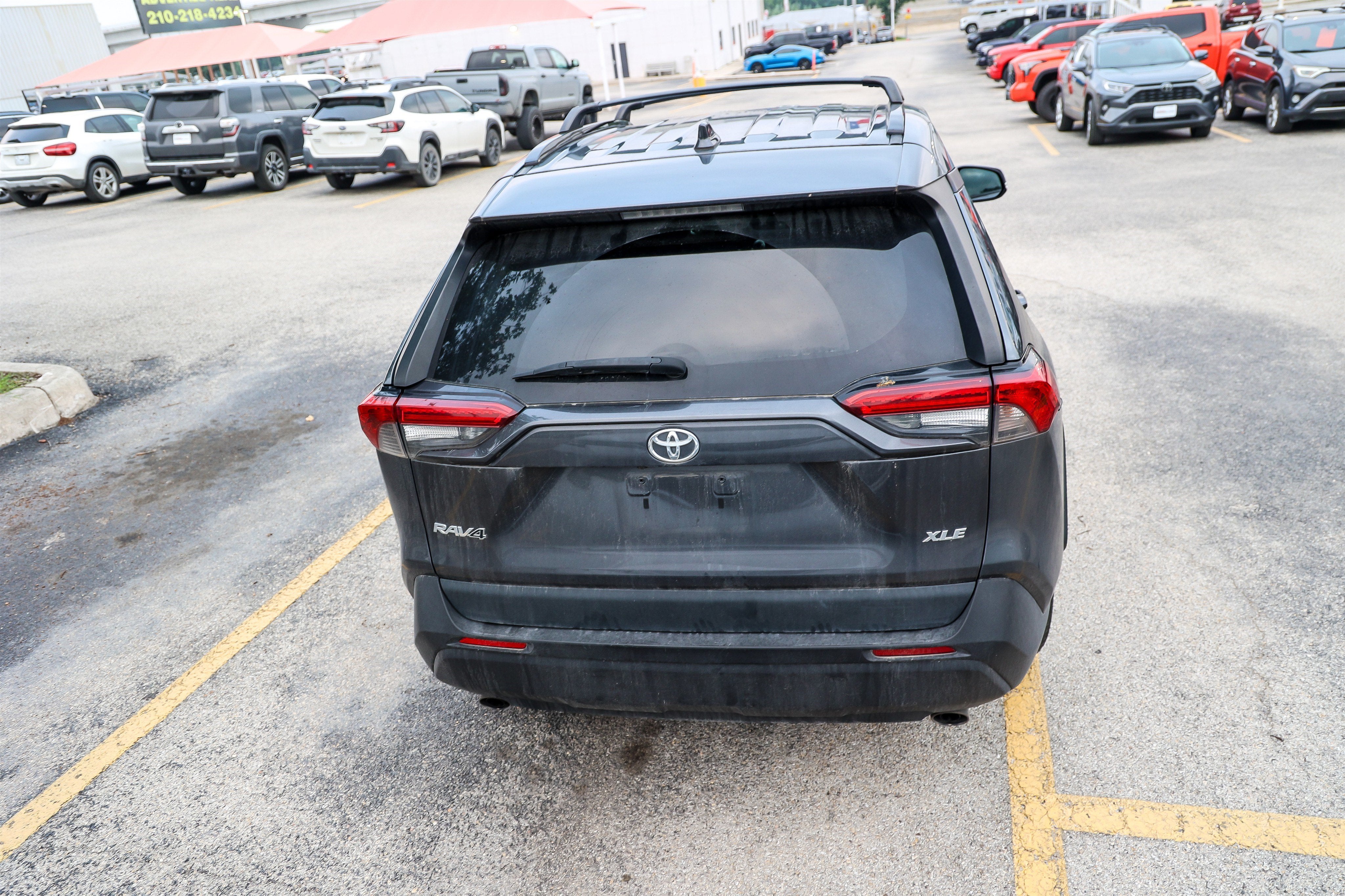 2021 Toyota RAV4 XLE