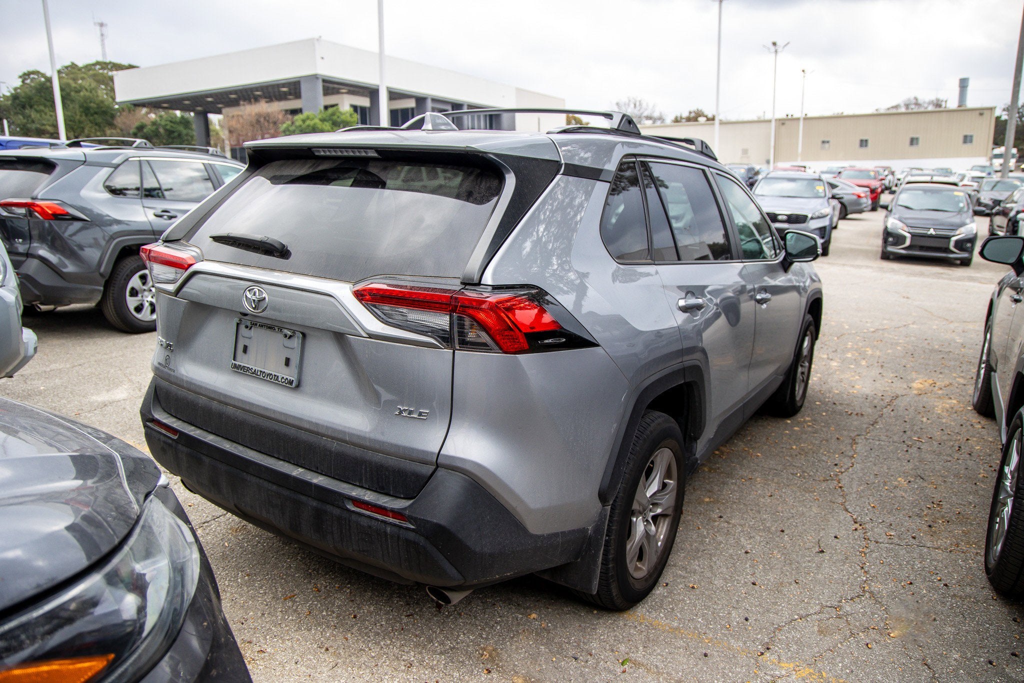 2023 Toyota RAV4 XLE