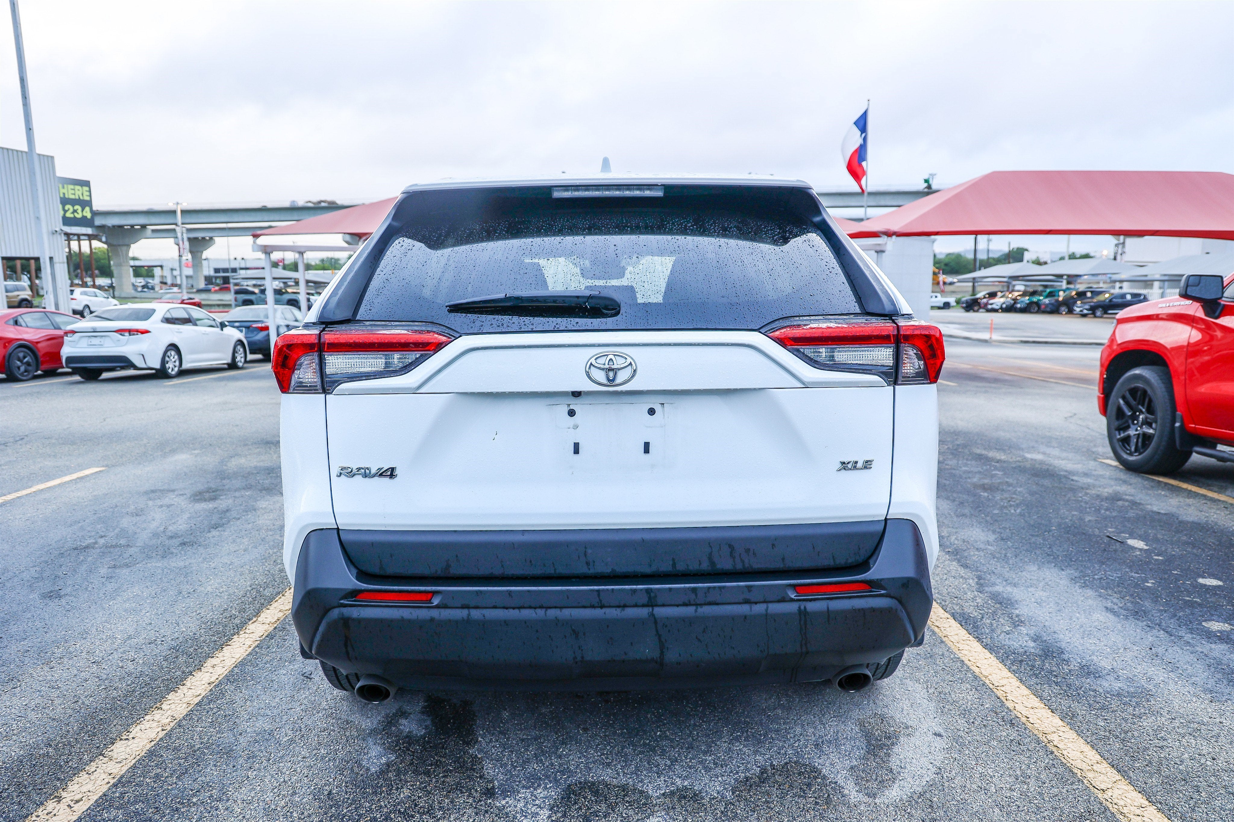 2023 Toyota RAV4 XLE