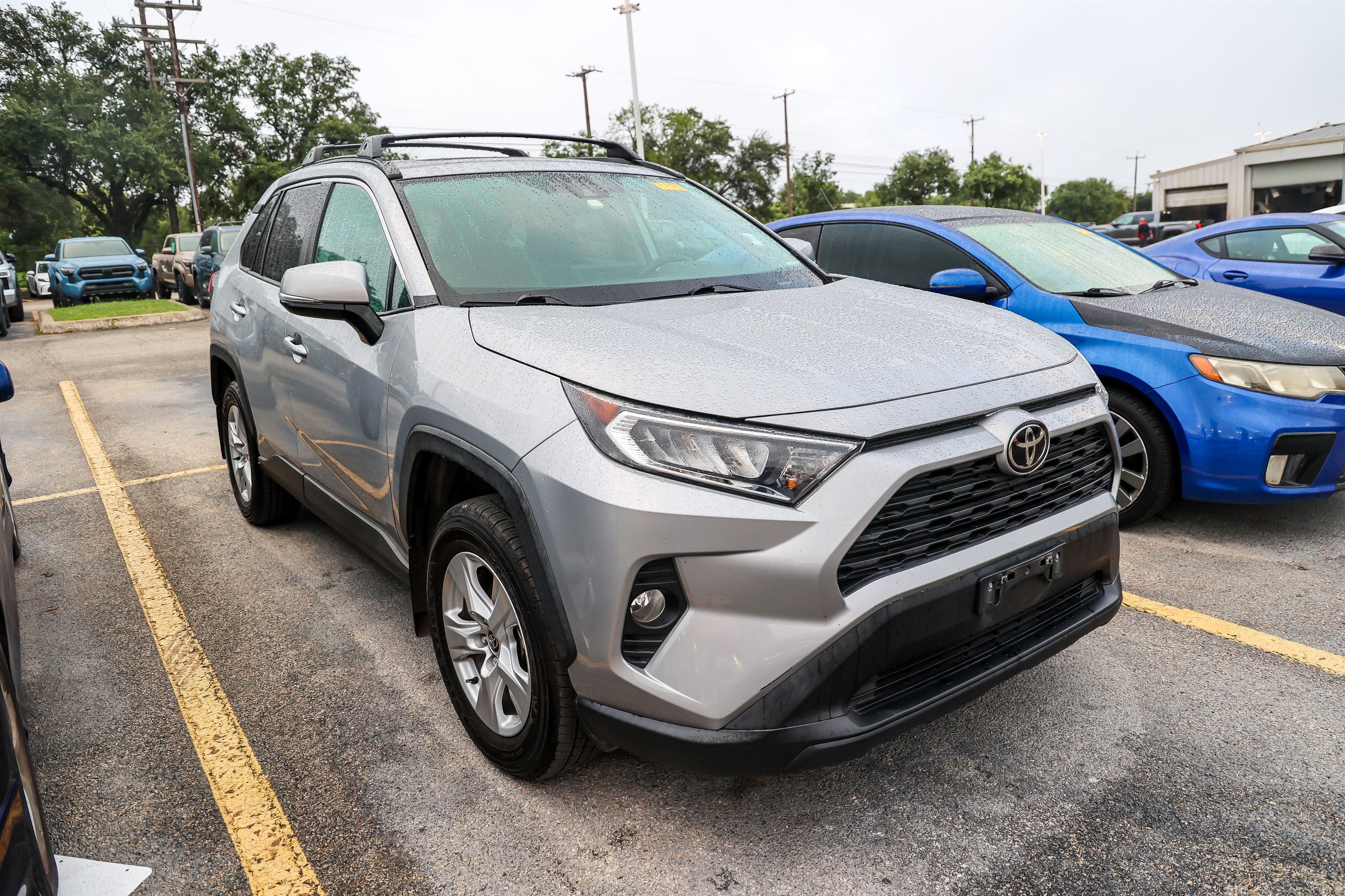 2021 Toyota RAV4 XLE