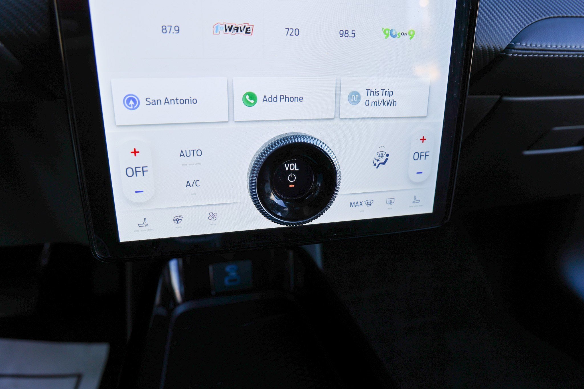 2024 Ford Mustang Mach-E Select