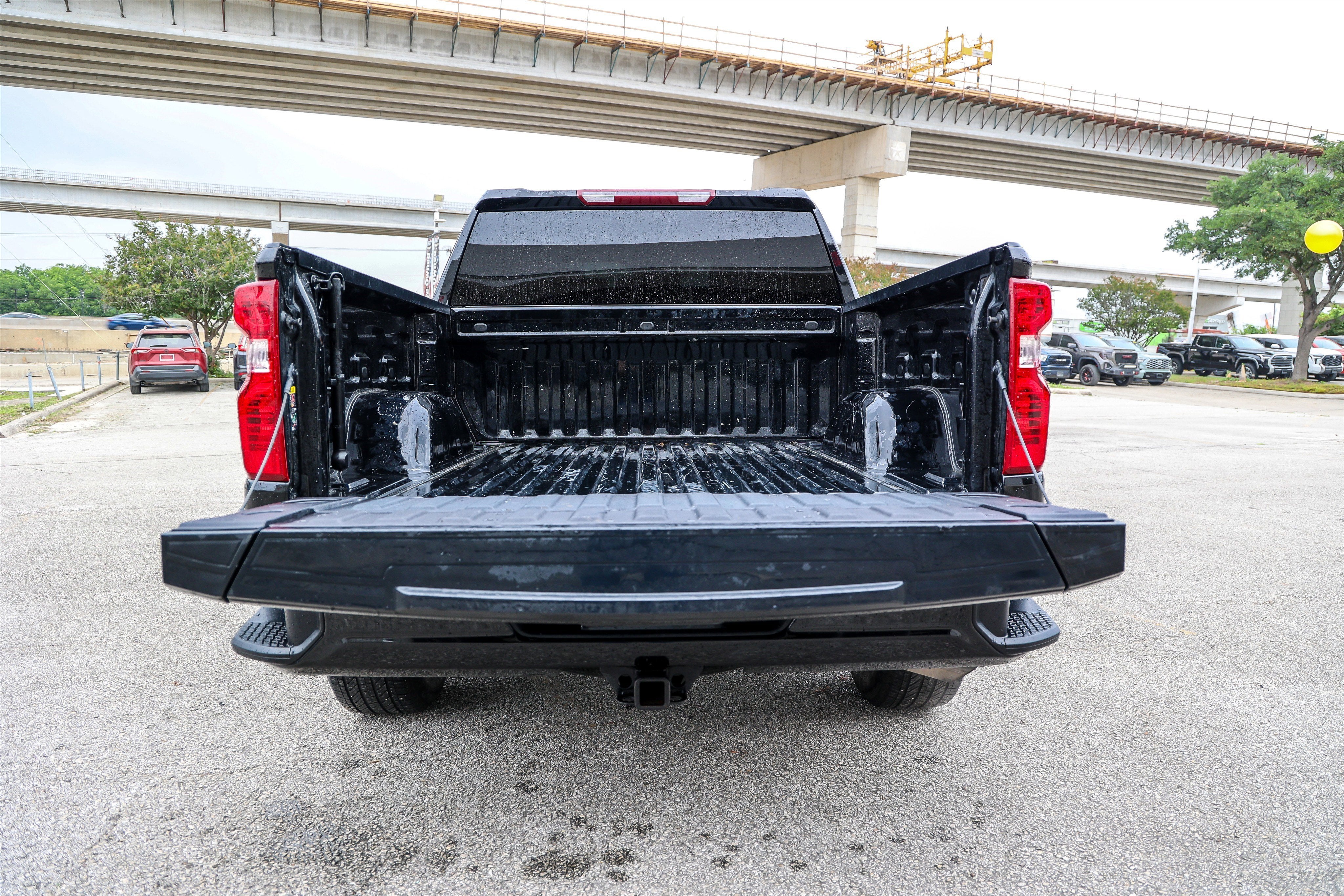 2024 Chevrolet Silverado Custom
