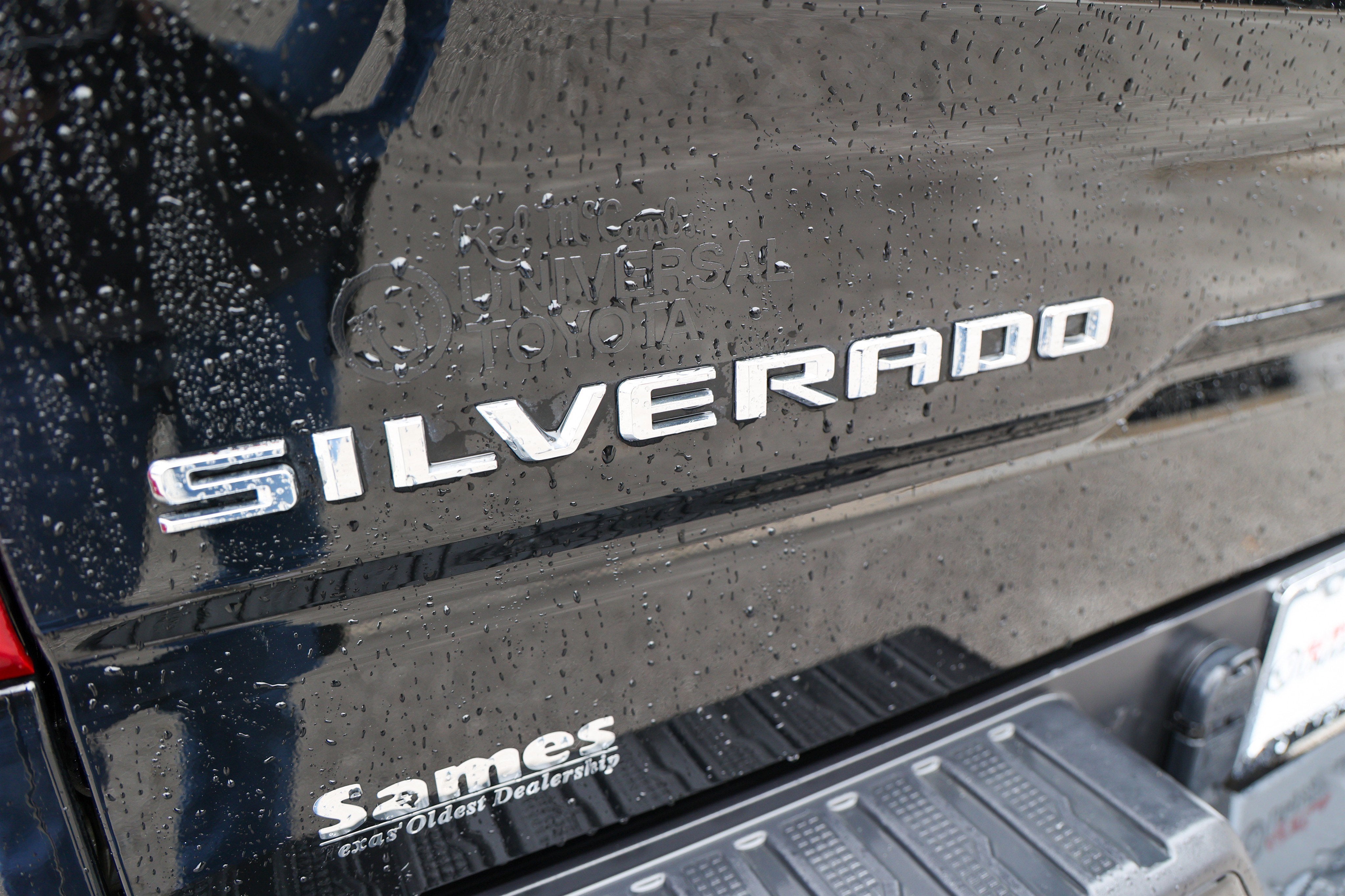 2024 Chevrolet Silverado Custom