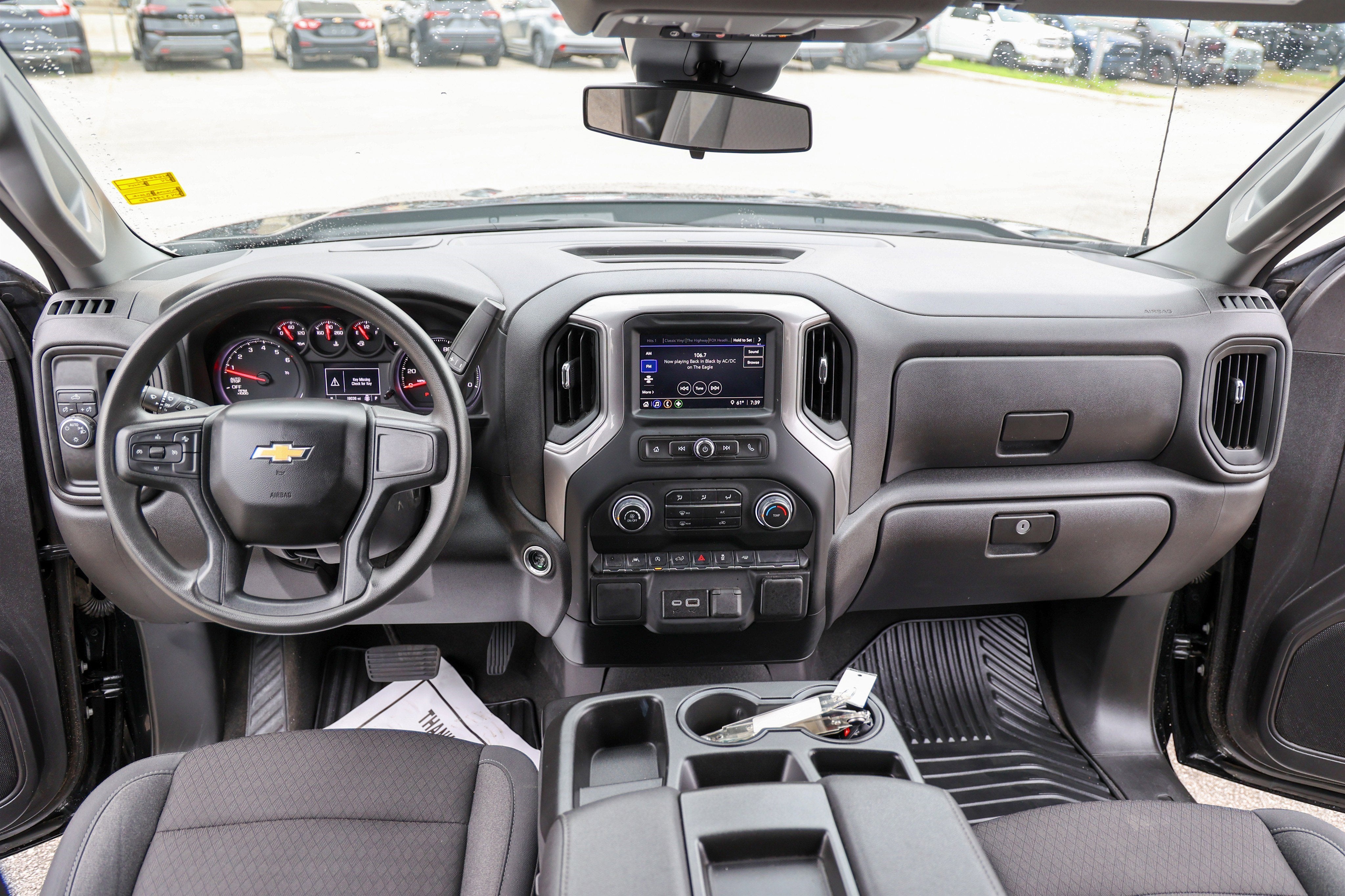 2024 Chevrolet Silverado Custom