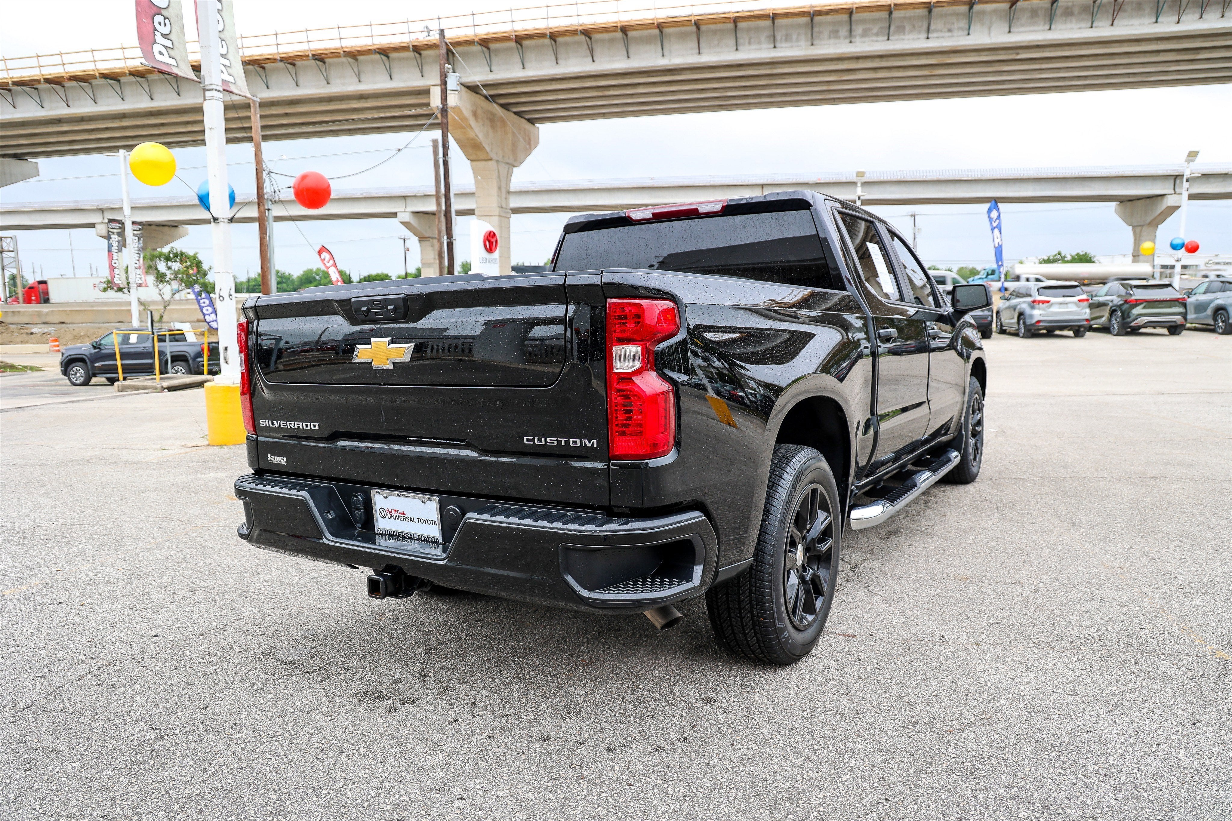 2024 Chevrolet Silverado Custom