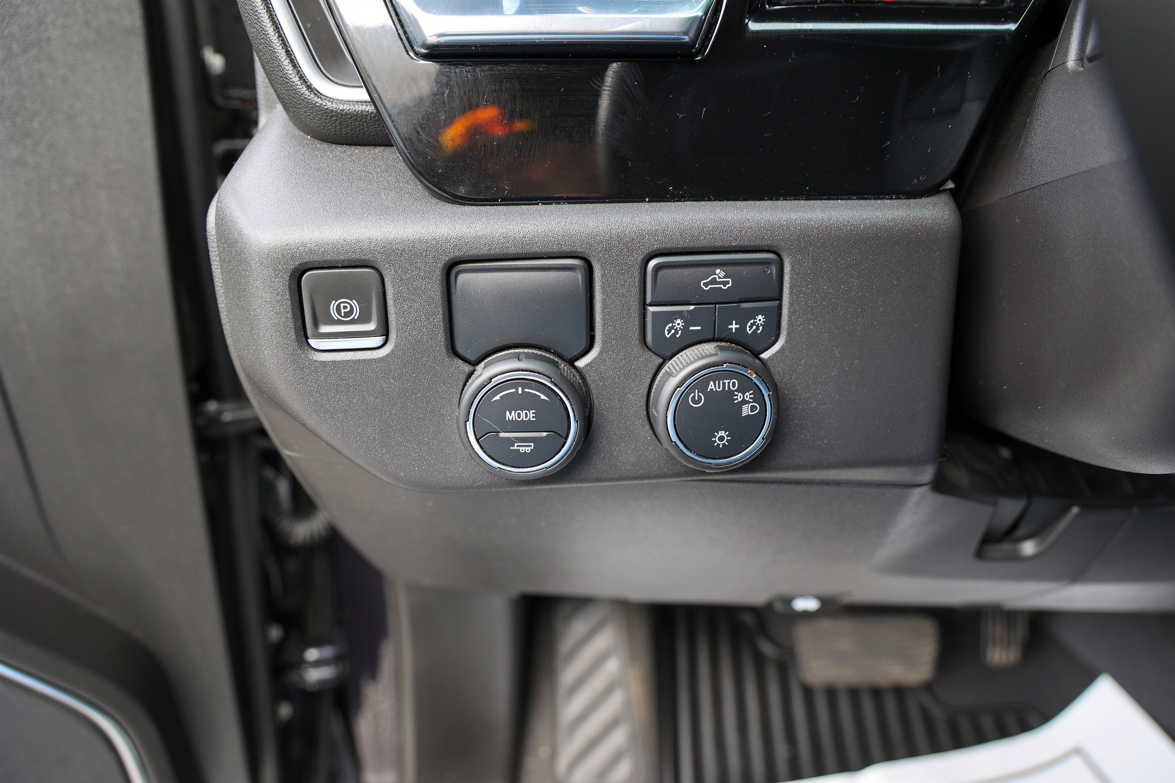 2024 Chevrolet Silverado LT