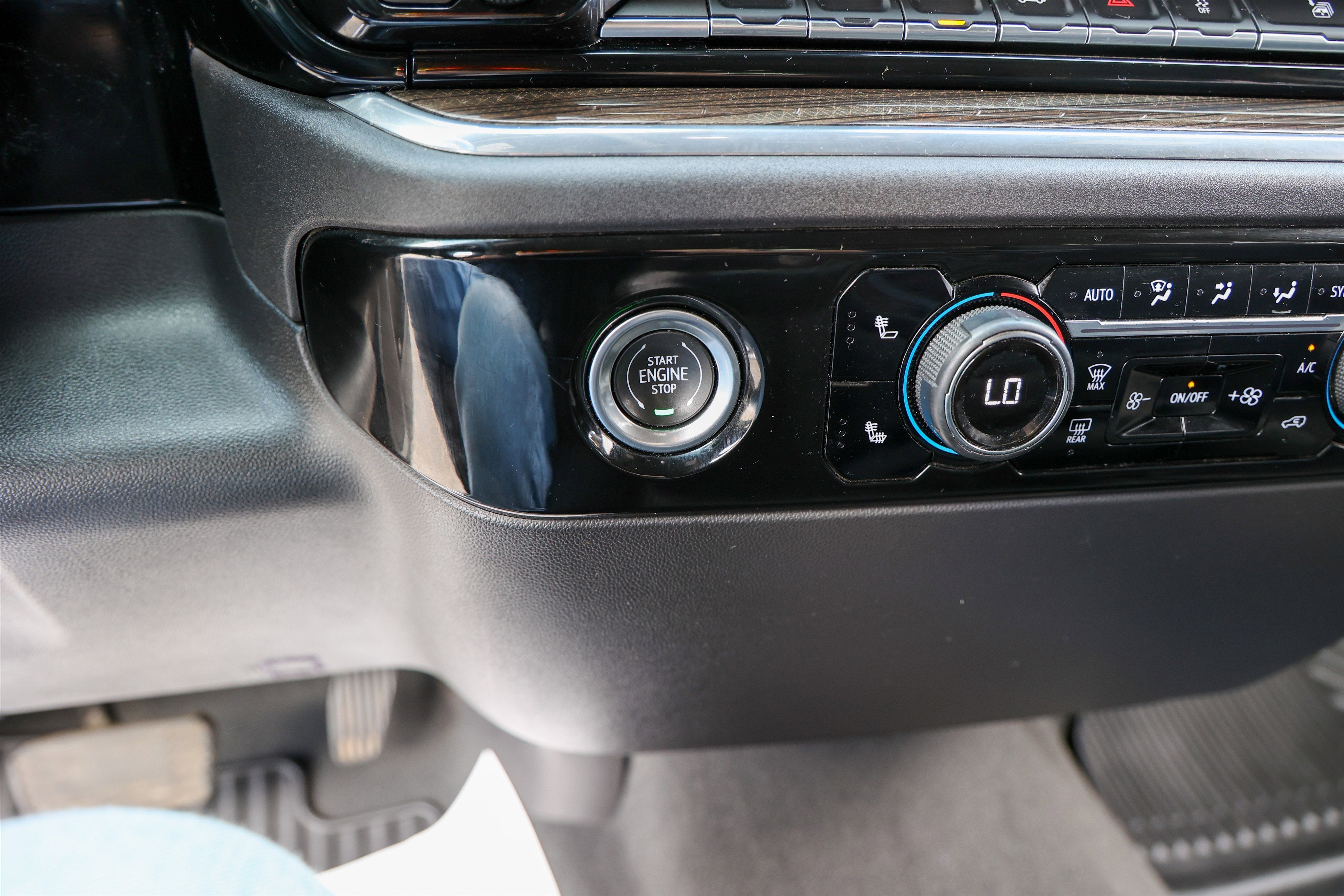 2024 Chevrolet Silverado LT