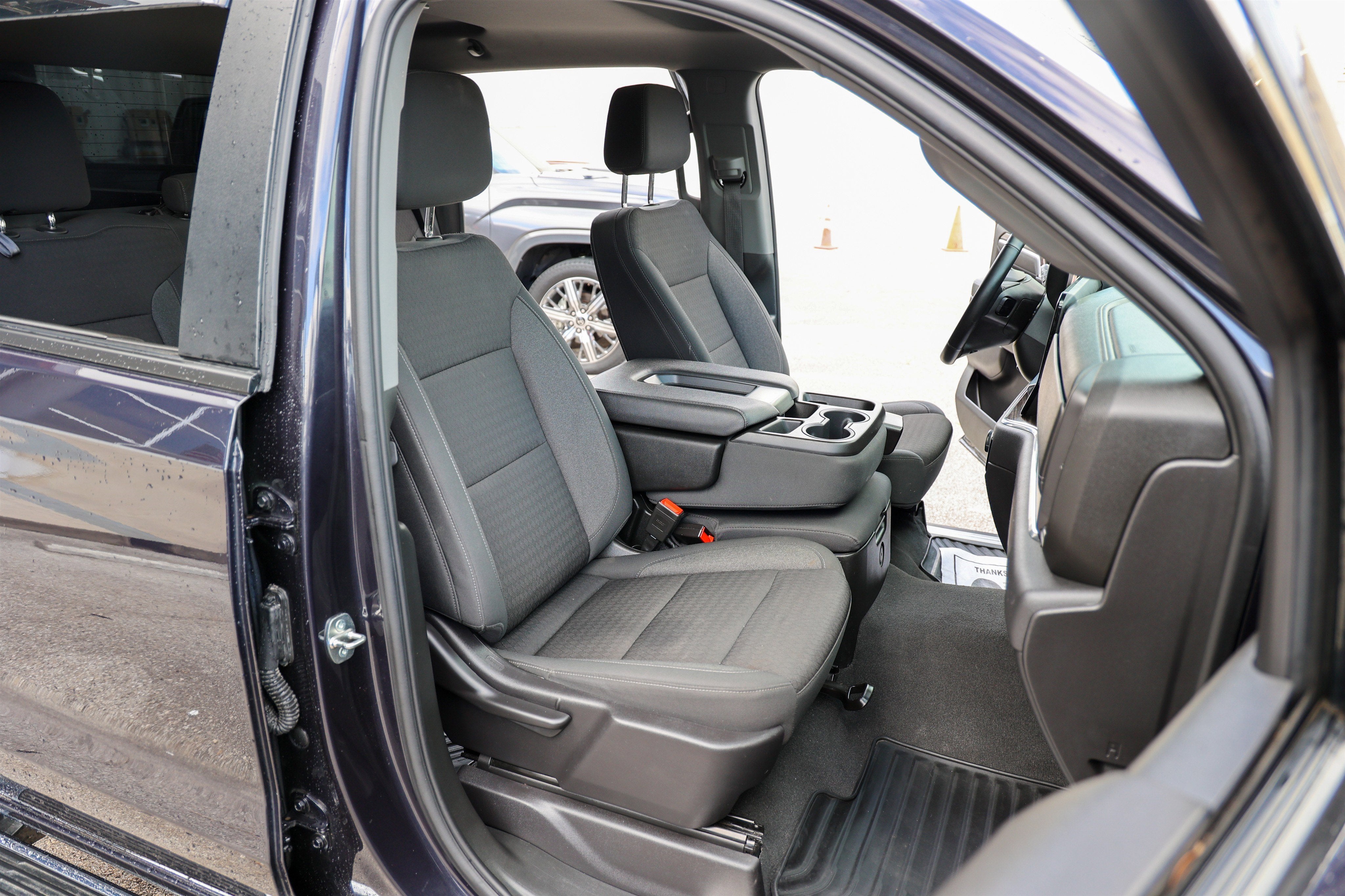2024 Chevrolet Silverado LT
